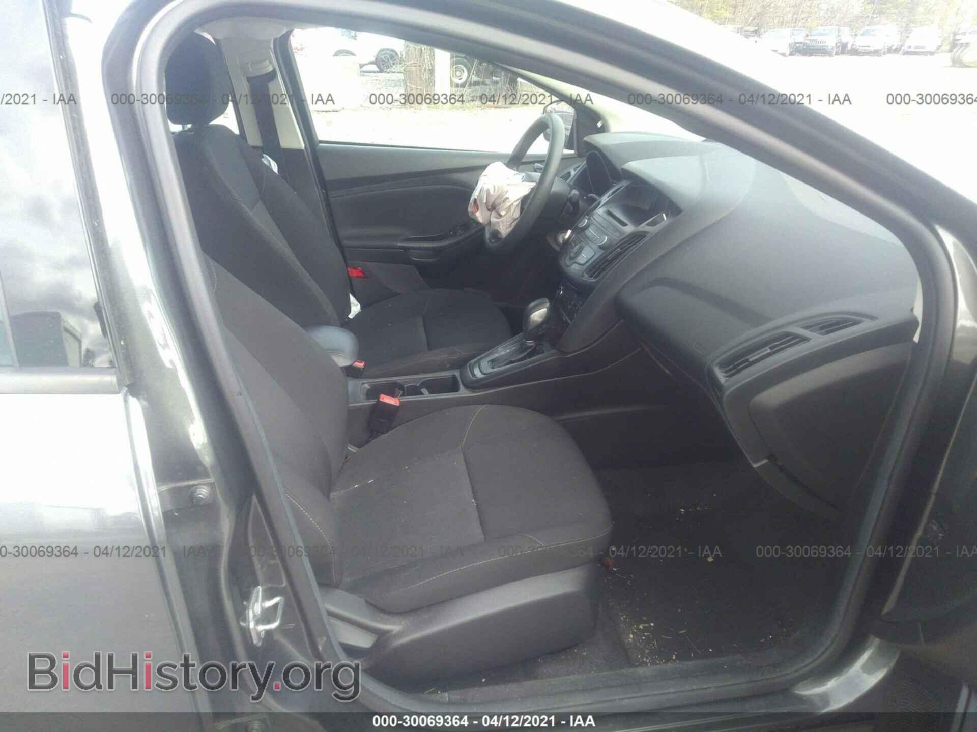 2017 FORD FOCUS - VIN: 1FADP3F28HL321615 - Photo 5