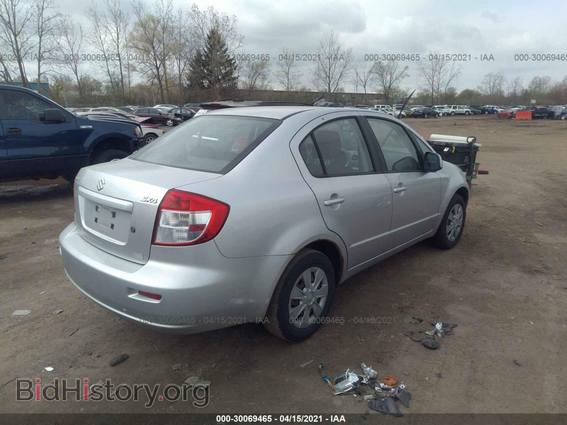 2010 SUZUKI SX4 - VIN: JS2YC5A2XA6302794 - Фото 4