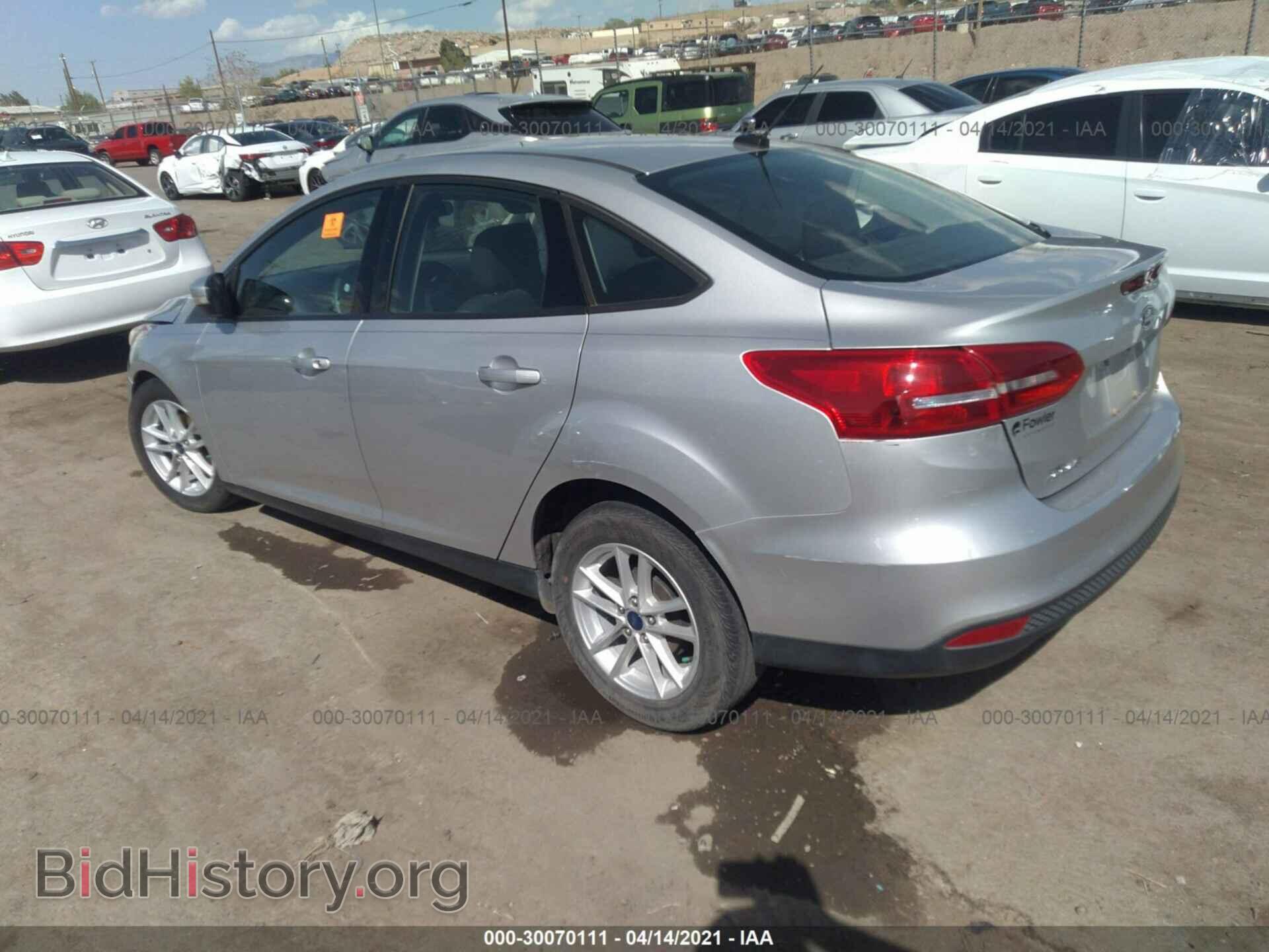 2017 FORD FOCUS - VIN: 1FADP3F29HL253972 - Фото 3