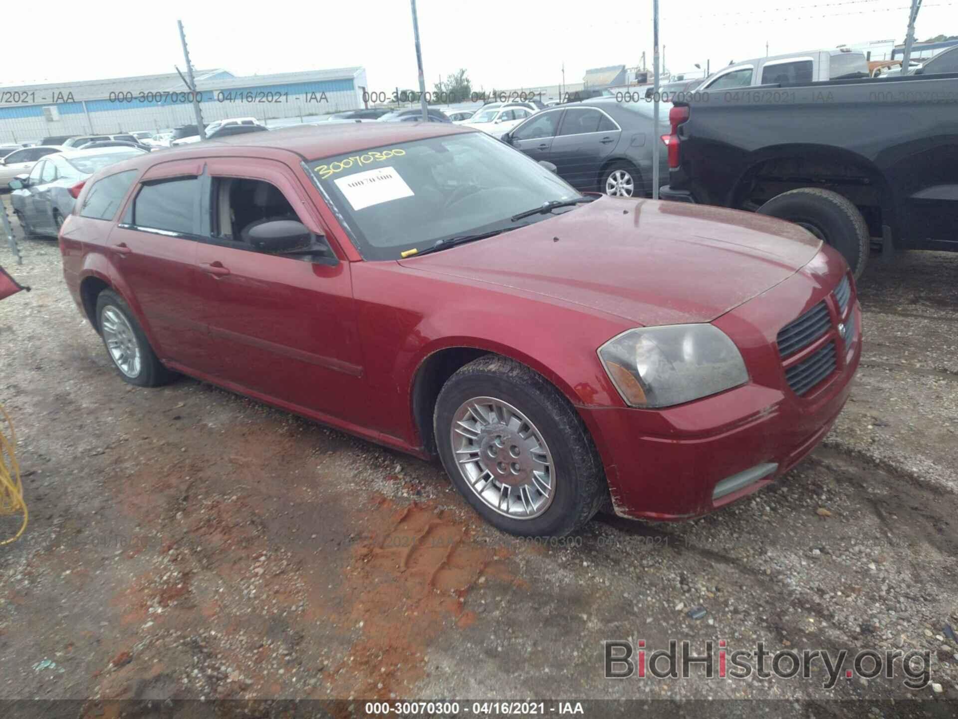 Photo 2D4FV47T56H333000 - DODGE MAGNUM 2006