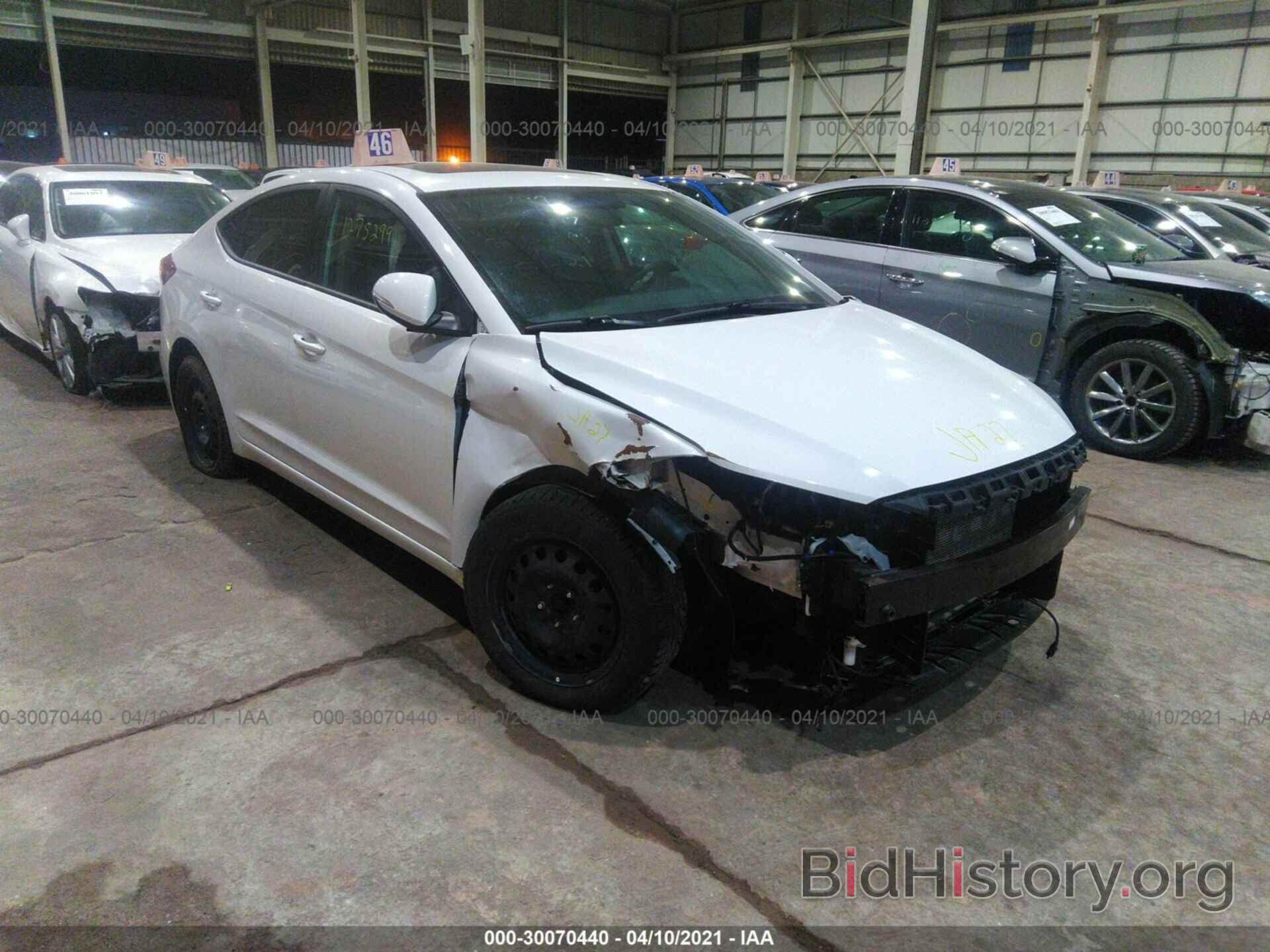 Photo KMHD84LF4JU513517 - HYUNDAI ELANTRA 2018