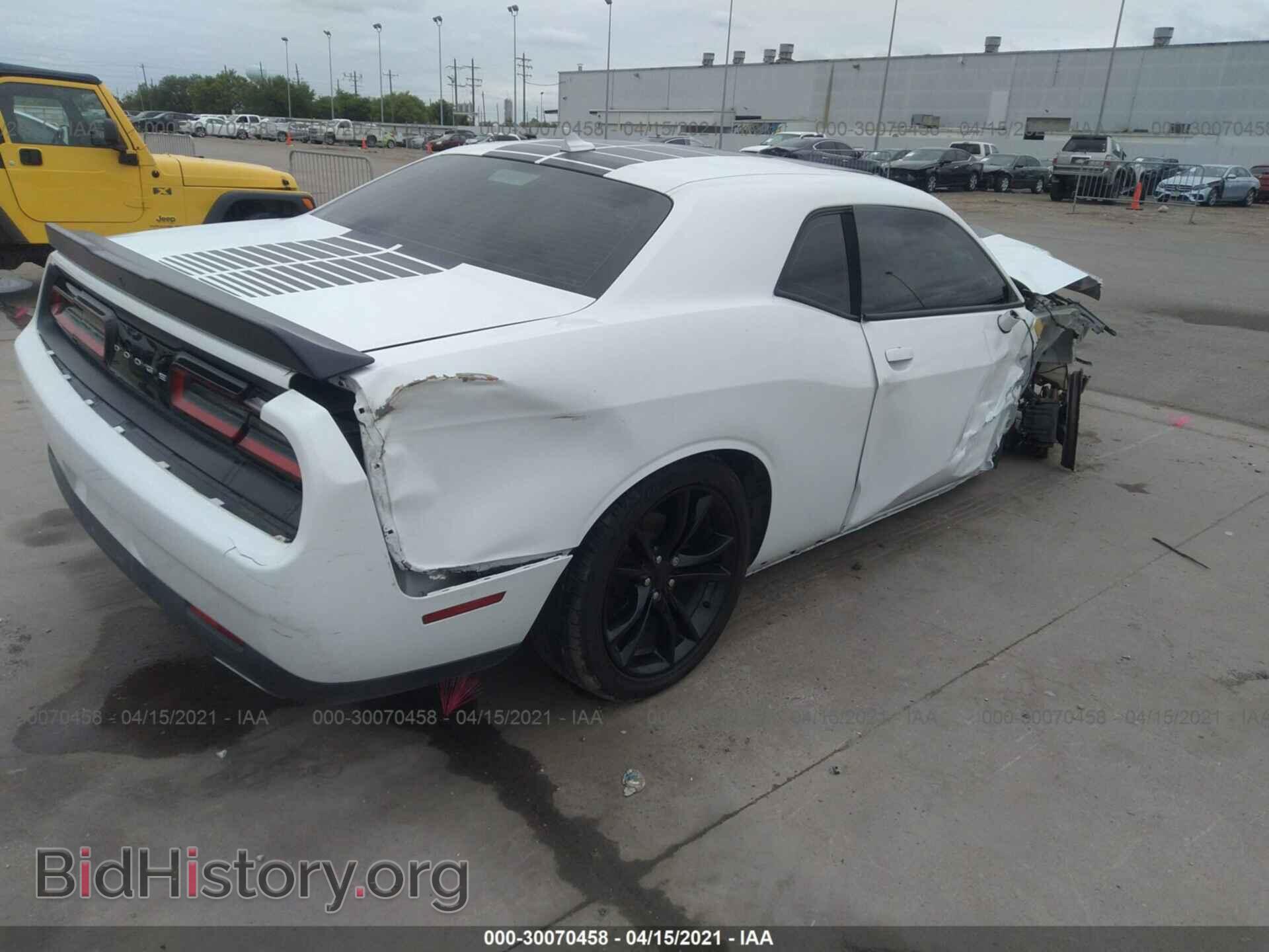 2016 DODGE CHALLENGER - VIN: 2C3CDZAG3GH172115 - Фото 4
