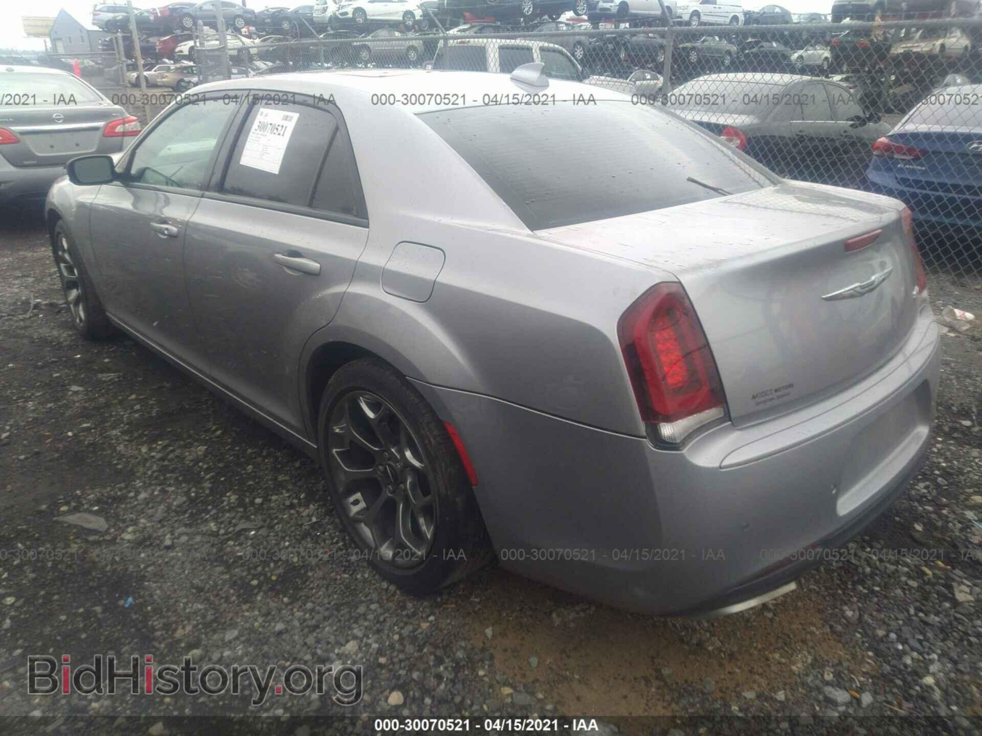 2015 CHRYSLER 300 - VIN: 2C3CCABG6FH802856 - Фото 3