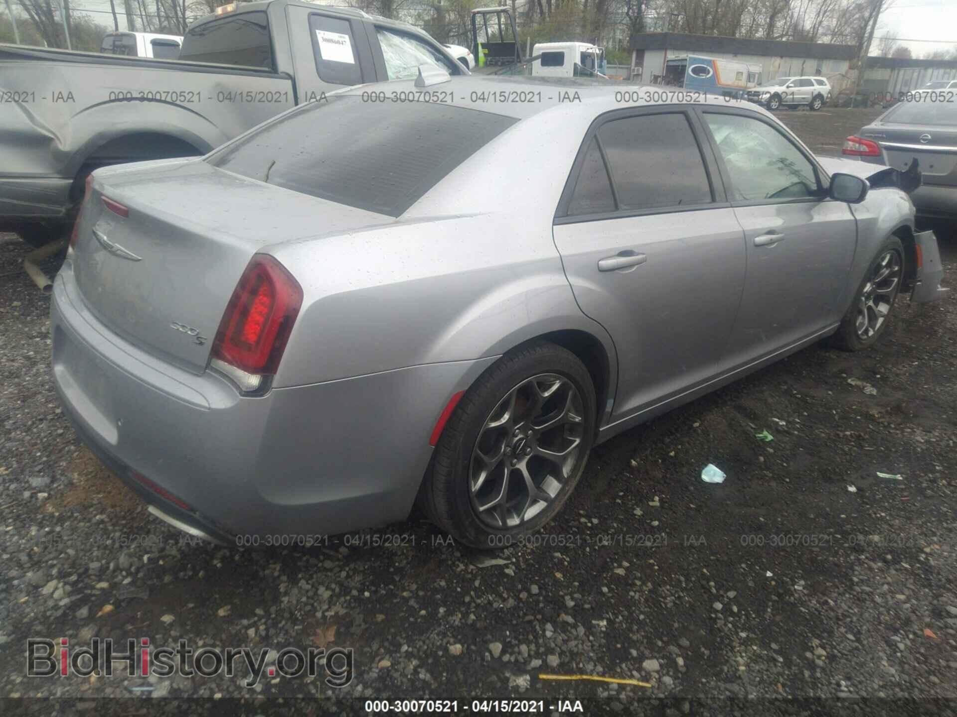 2015 CHRYSLER 300 - VIN: 2C3CCABG6FH802856 - Фото 4