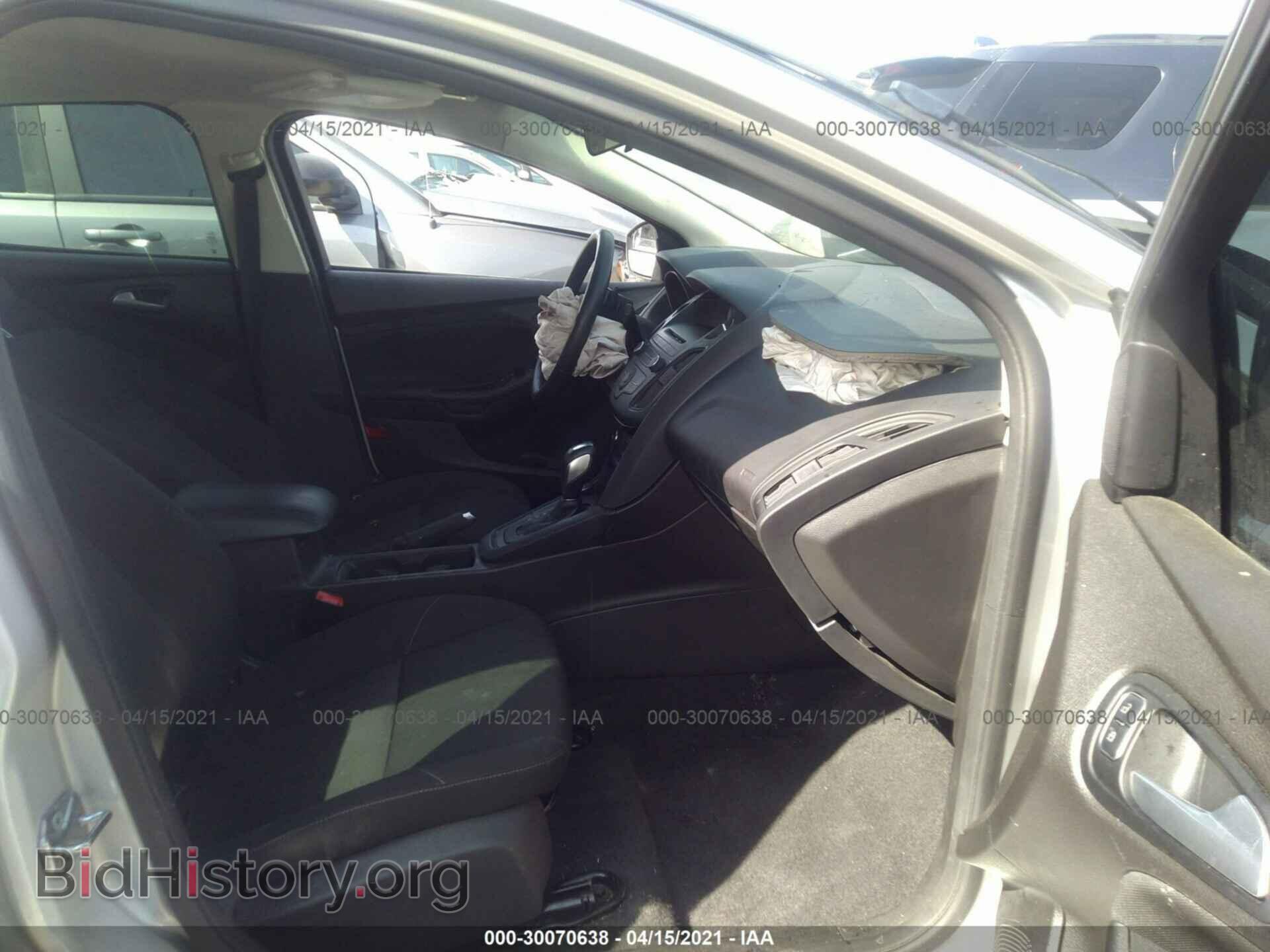 2016 FORD FOCUS - VIN: 1FADP3F2XGL221319 - Фото 5