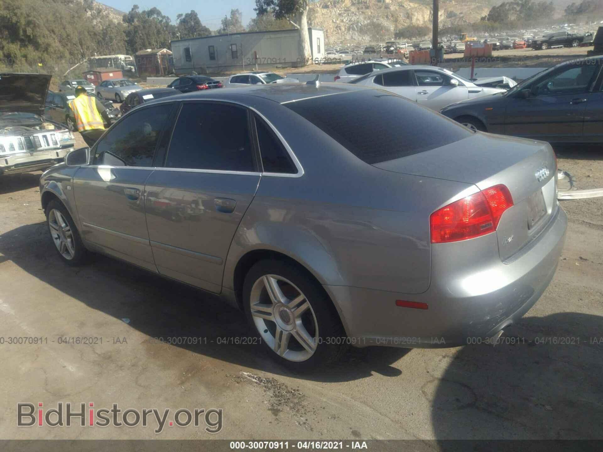 2007 AUDI A4 - VIN: WAUDF78E27A140836 - Photo 3