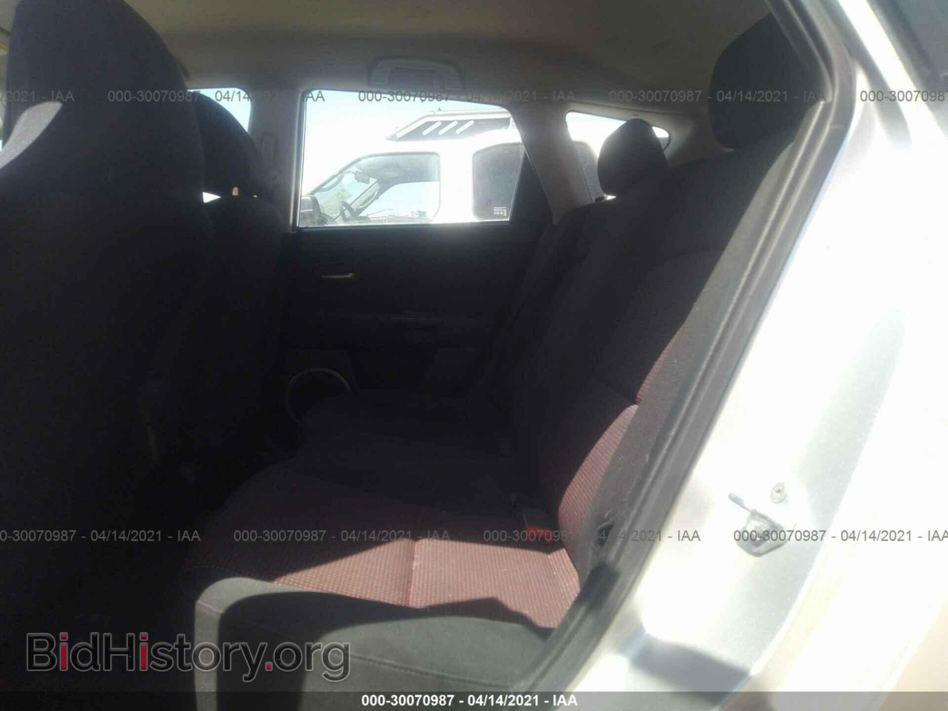 2006 MAZDA MAZDA3 - VIN: JM1BK144261504509 - Фото 8