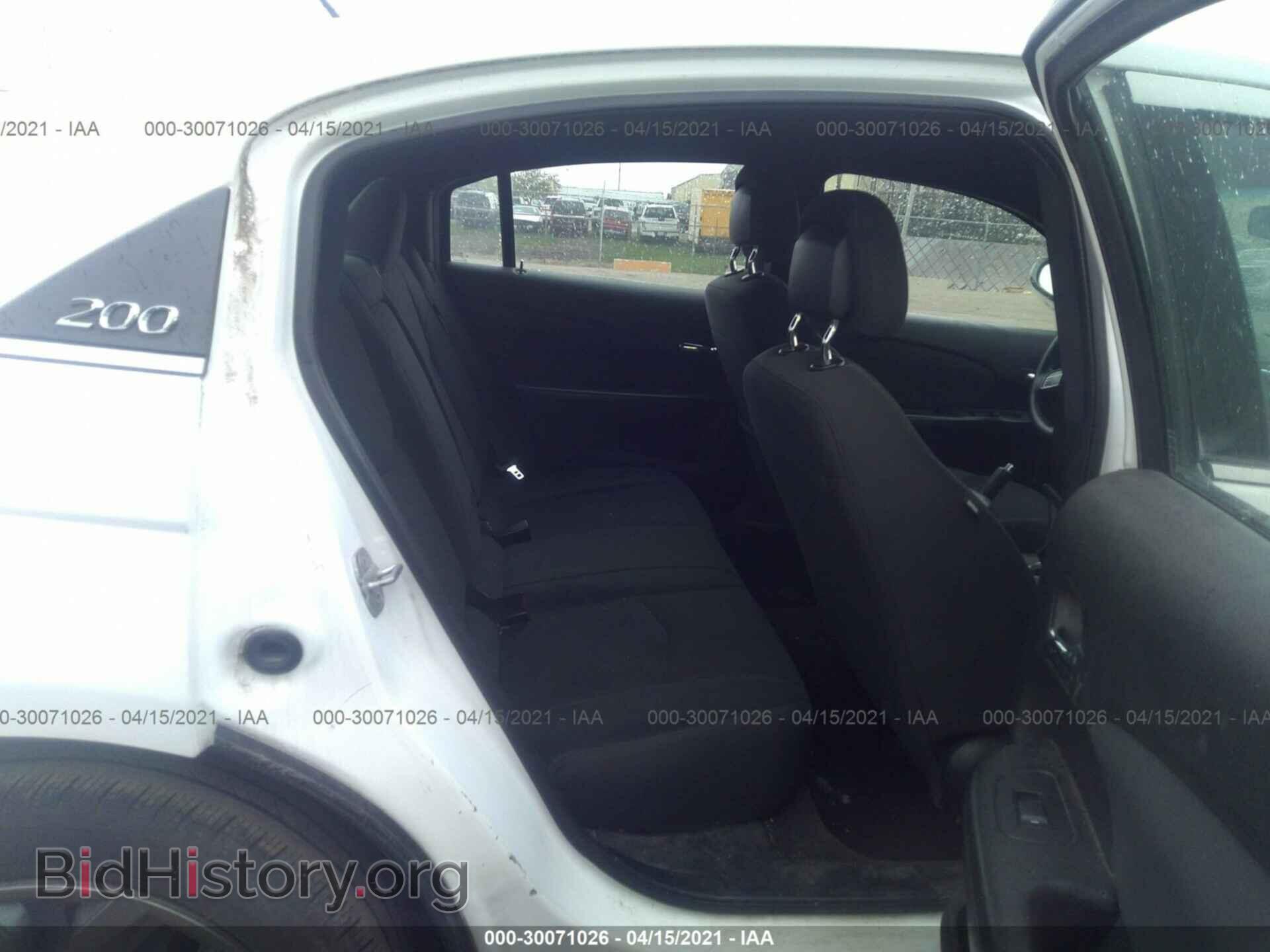 2011 CHRYSLER 200 - VIN: 1C3BC4FB1BN591353 - Photo 8