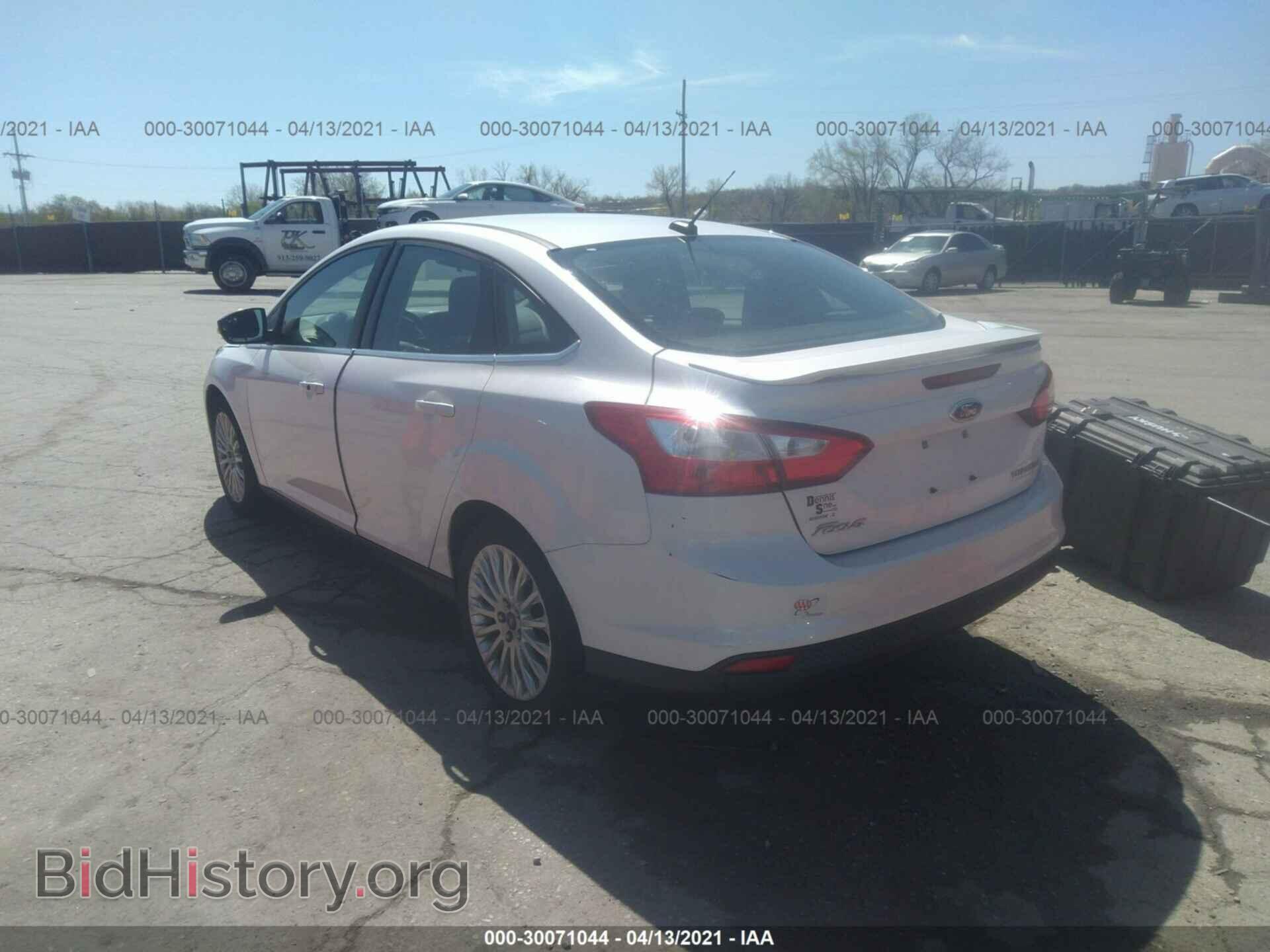 2012 FORD FOCUS - VIN: 1FAHP3J23CL245402 - Photo 3