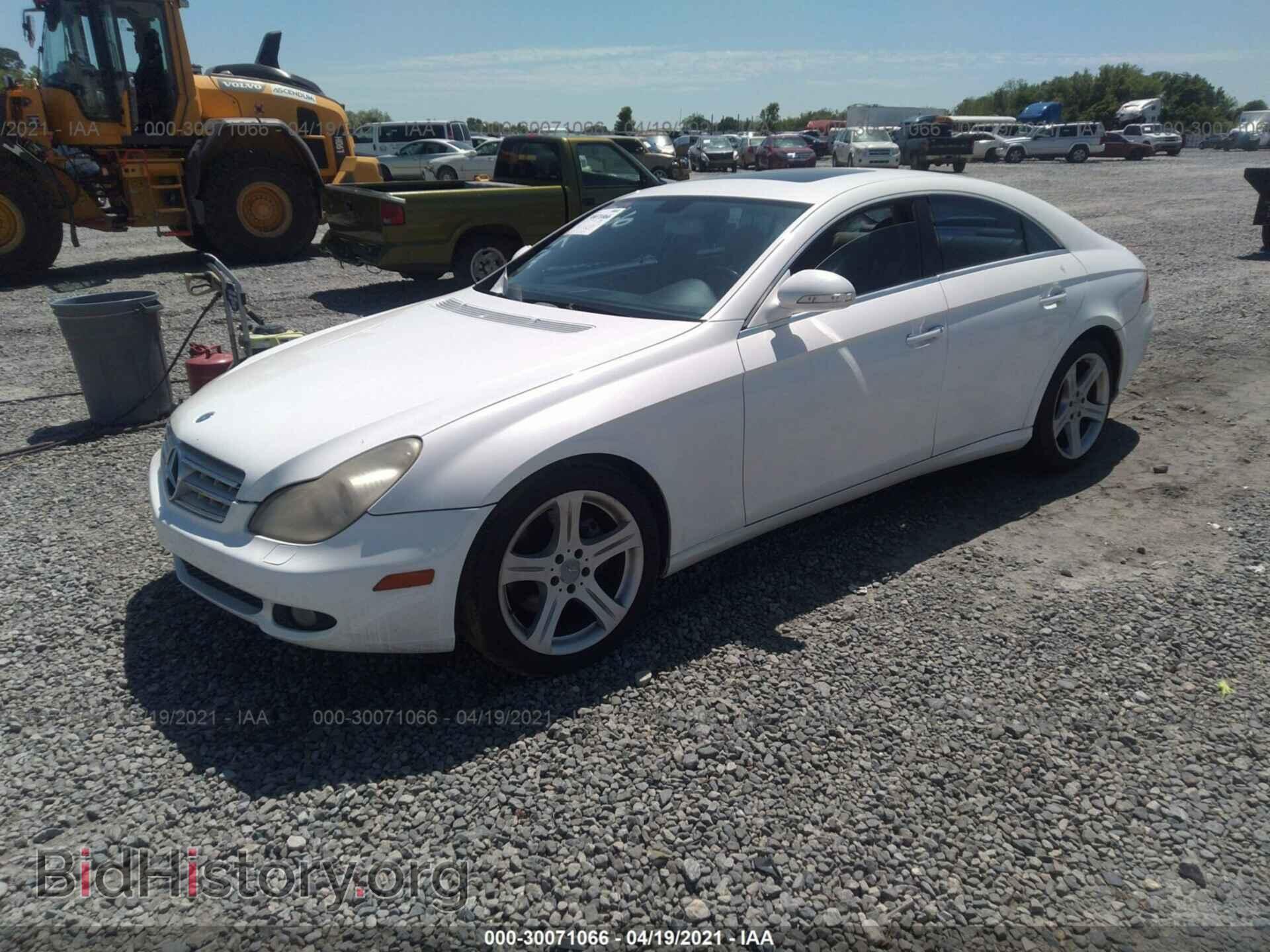 2006 MERCEDES-BENZ CLS-CLASS - VIN: WDDDJ75X66A017066 - Фото 2