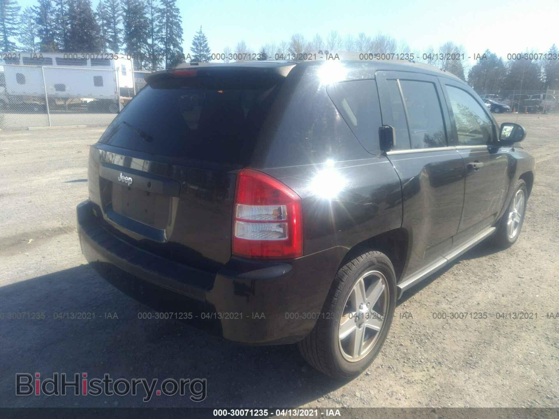 2007 JEEP COMPASS - VIN: 1J8FT47W77D378184 - Фото 4