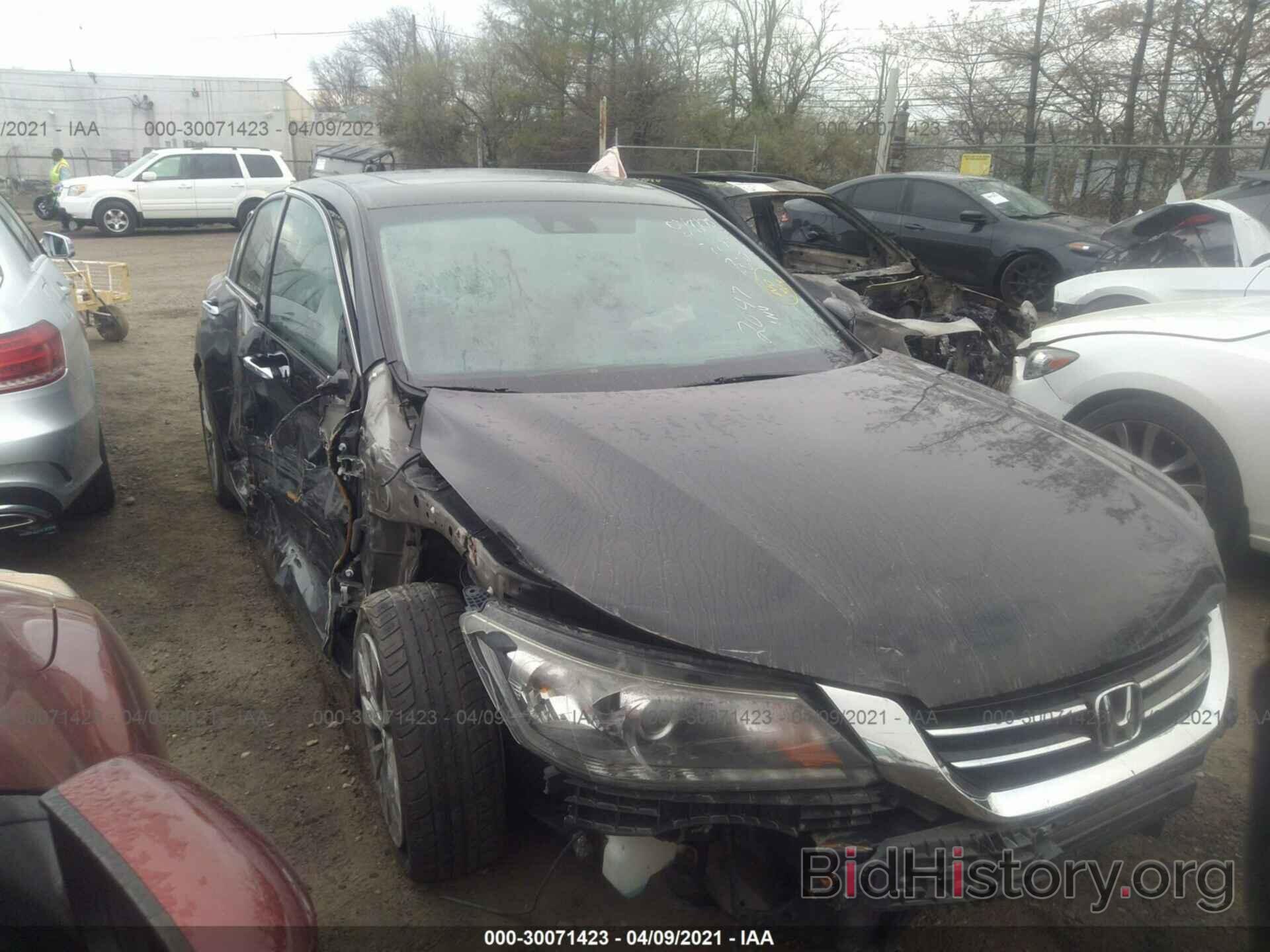 Фотография 1HGCR3F8XFA012047 - HONDA ACCORD SEDAN 2015