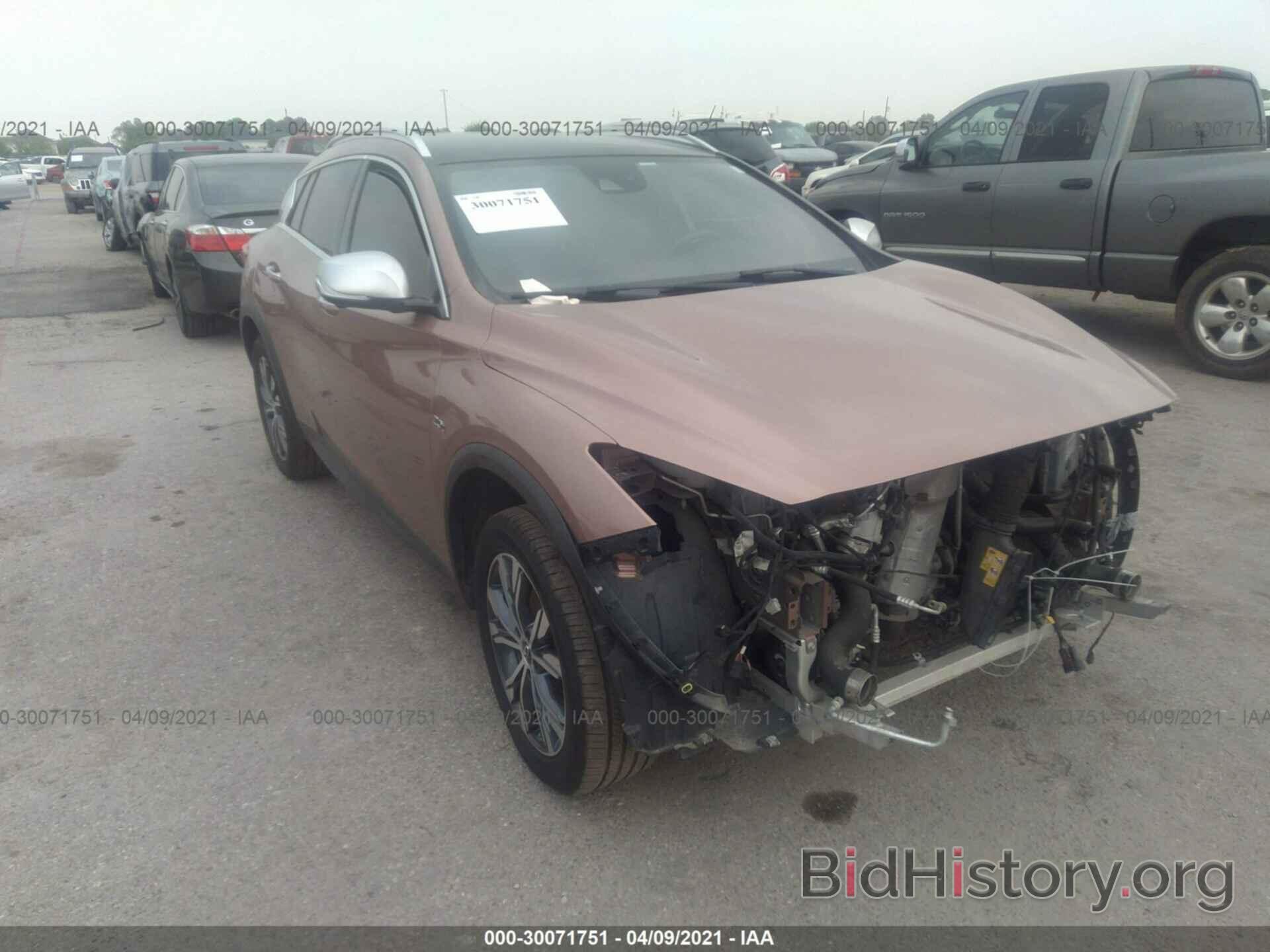 Photo SJKCH5CR4HA019439 - INFINITI QX30 2017