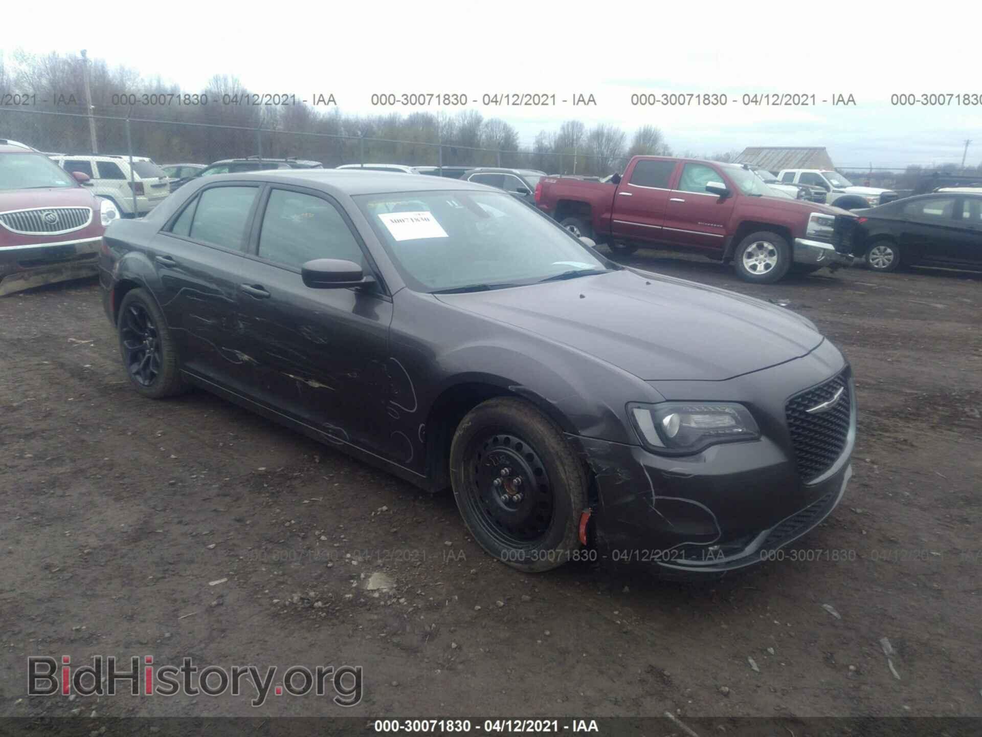 Фотография 2C3CCABGXKH618014 - CHRYSLER 300 2019
