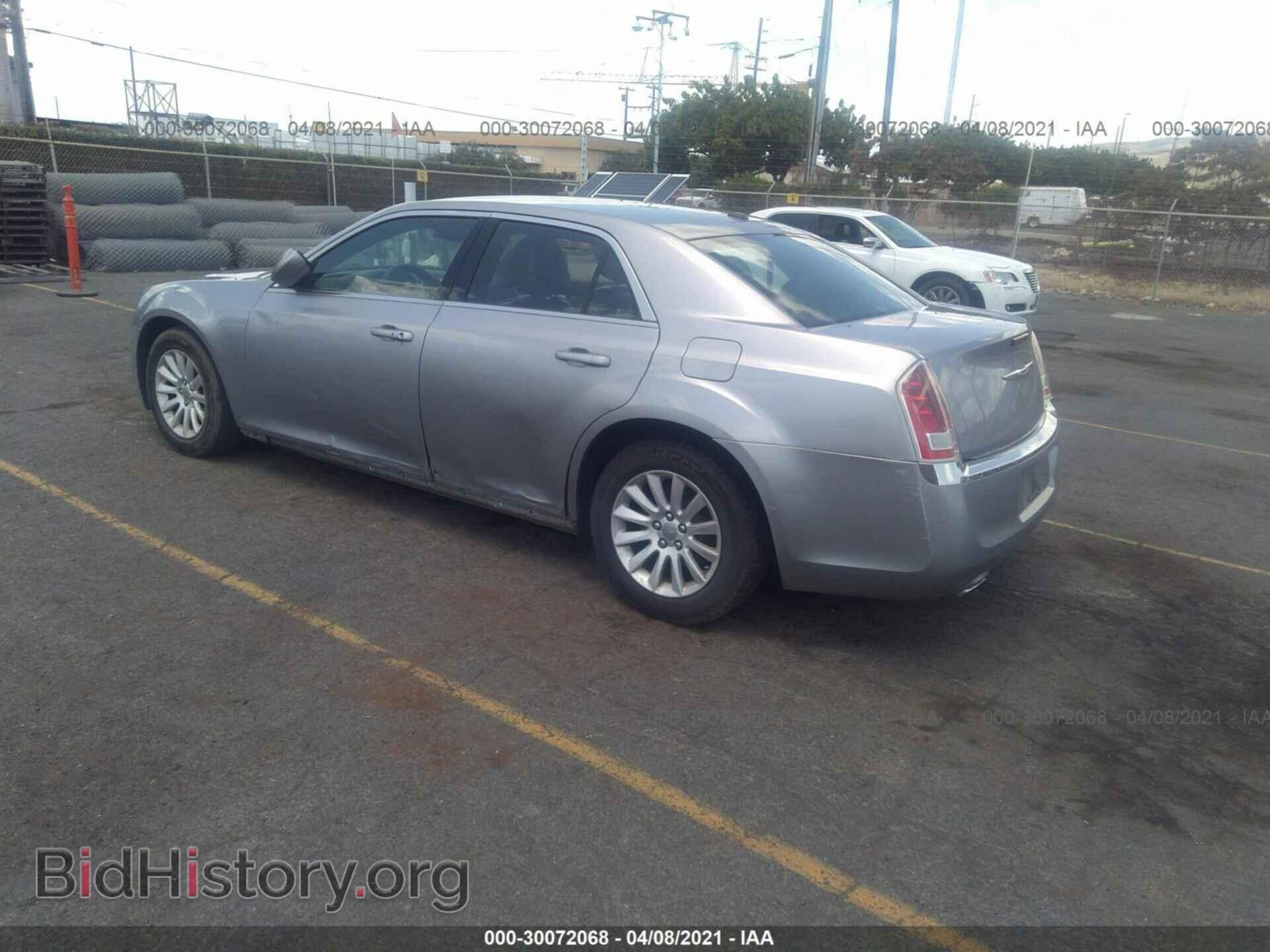2014 CHRYSLER 300 - VIN: 2C3CCAAG8EH380430 - Фото 3