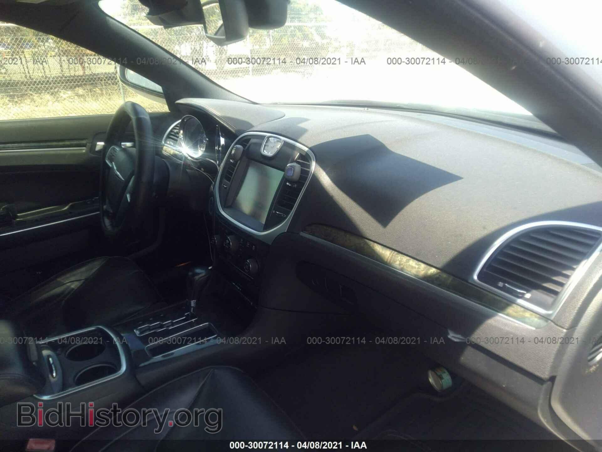 2011 CHRYSLER 300 - VIN: 2C3CA6CT8BH564517 - Фото 5