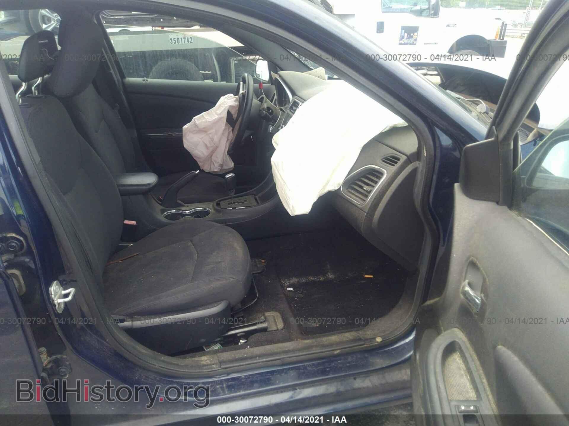 2013 CHRYSLER 200 - VIN: 1C3CCBBB3DN674476 - Фото 5