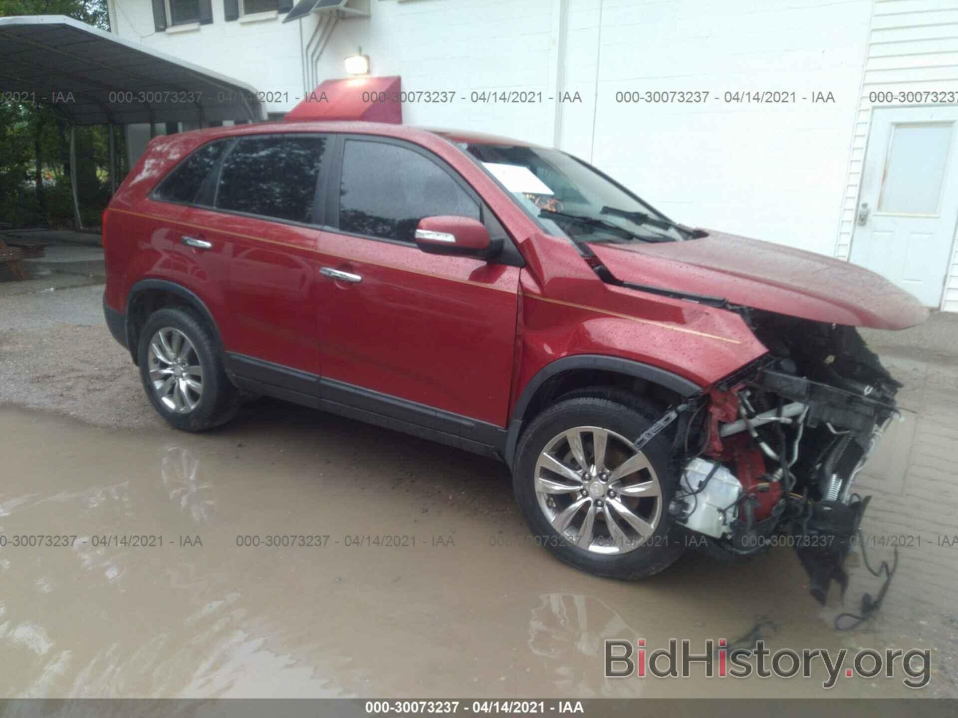 Photo 5XYKU4A18BG016813 - KIA SORENTO 2011