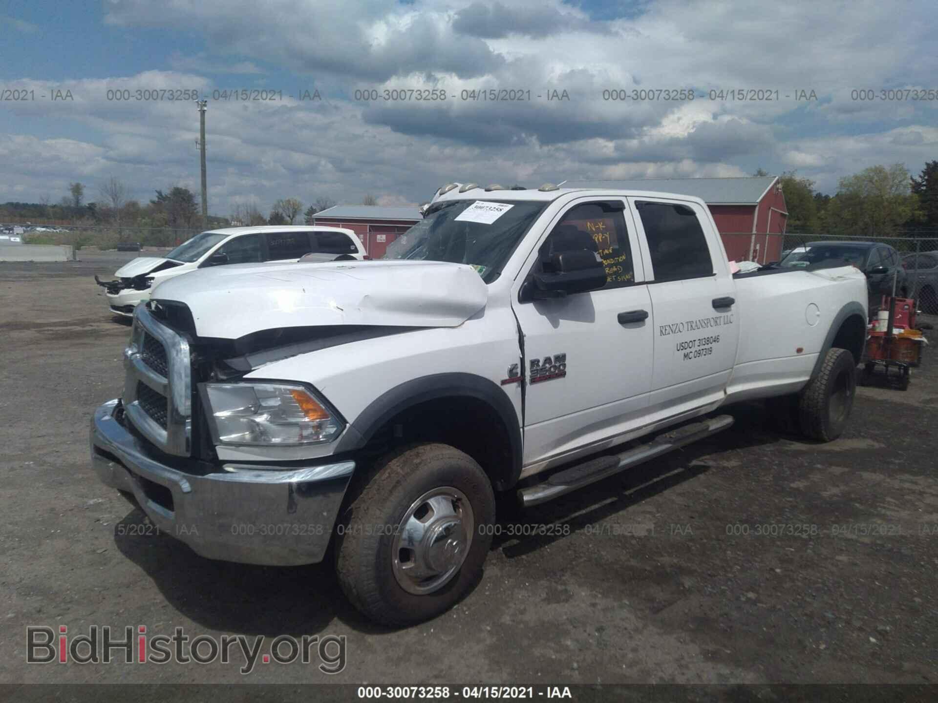 2014 RAM 3500 - VIN: 3C63RRGL2EG268601 - Photo 2