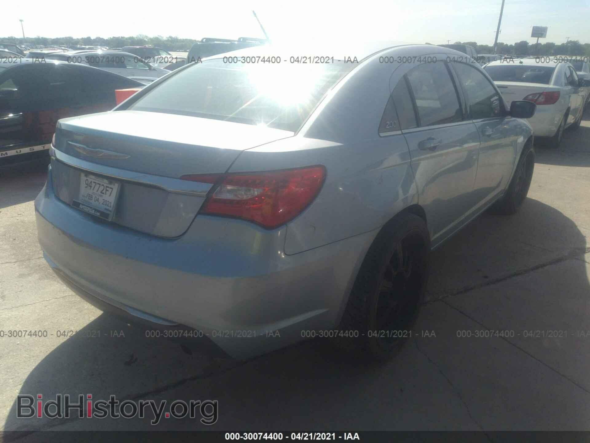 2013 CHRYSLER 200 - VIN: 1C3CCBBB2DN592660 - Фото 4