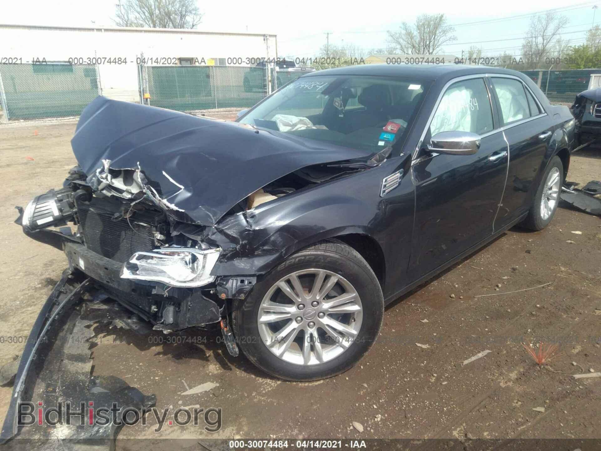 2016 CHRYSLER 300 - VIN: 2C3CCAEG2GH190247 - Фото 2