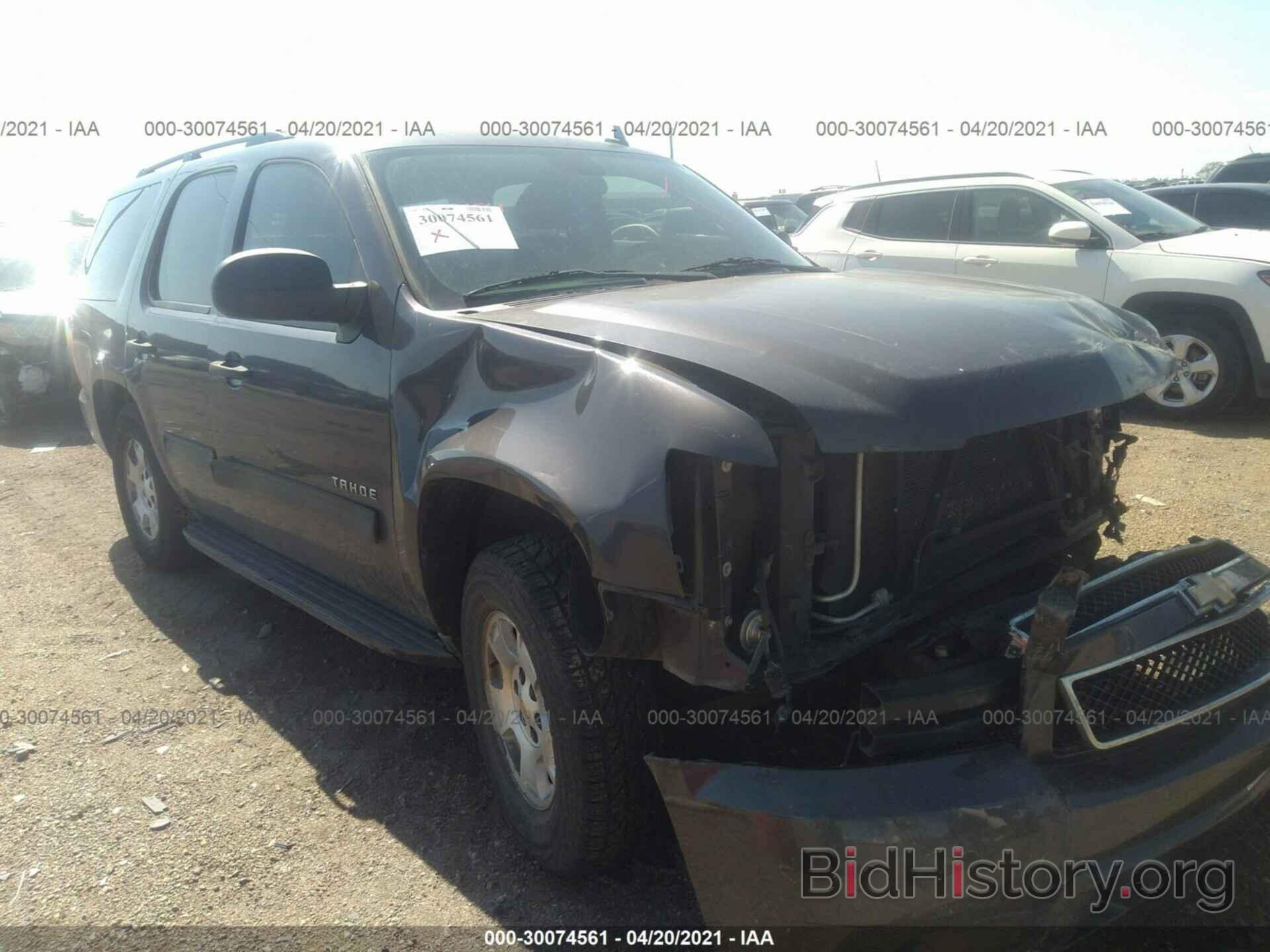 Photo 1GNMCAE35AR246788 - CHEVROLET TAHOE 2010