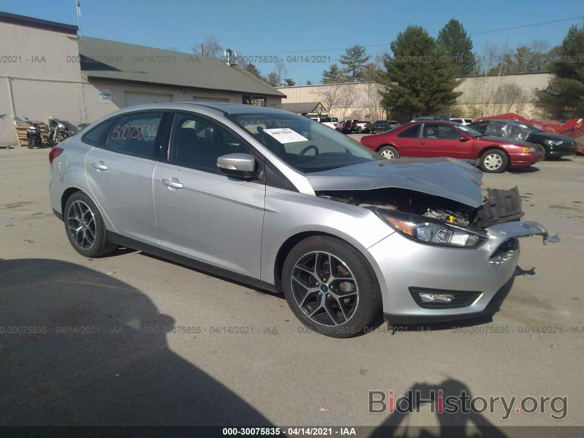 Photo 1FADP3H24HL236395 - FORD FOCUS 2017