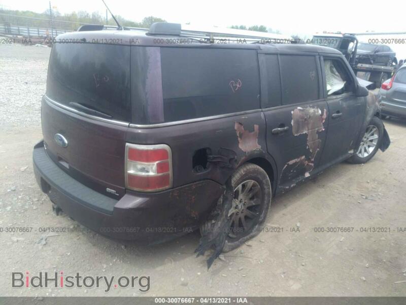 2011 Ford FLEX (VIN 2FMGK5CC7BBD35779) — фото 4 из 10