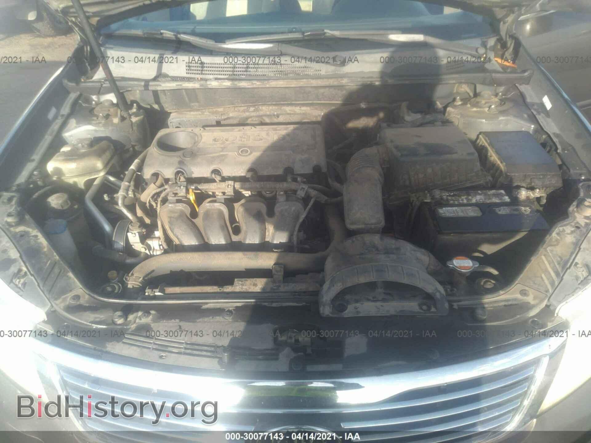 2009 KIA OPTIMA - VIN: KNAGE228195333657 - Фото 10