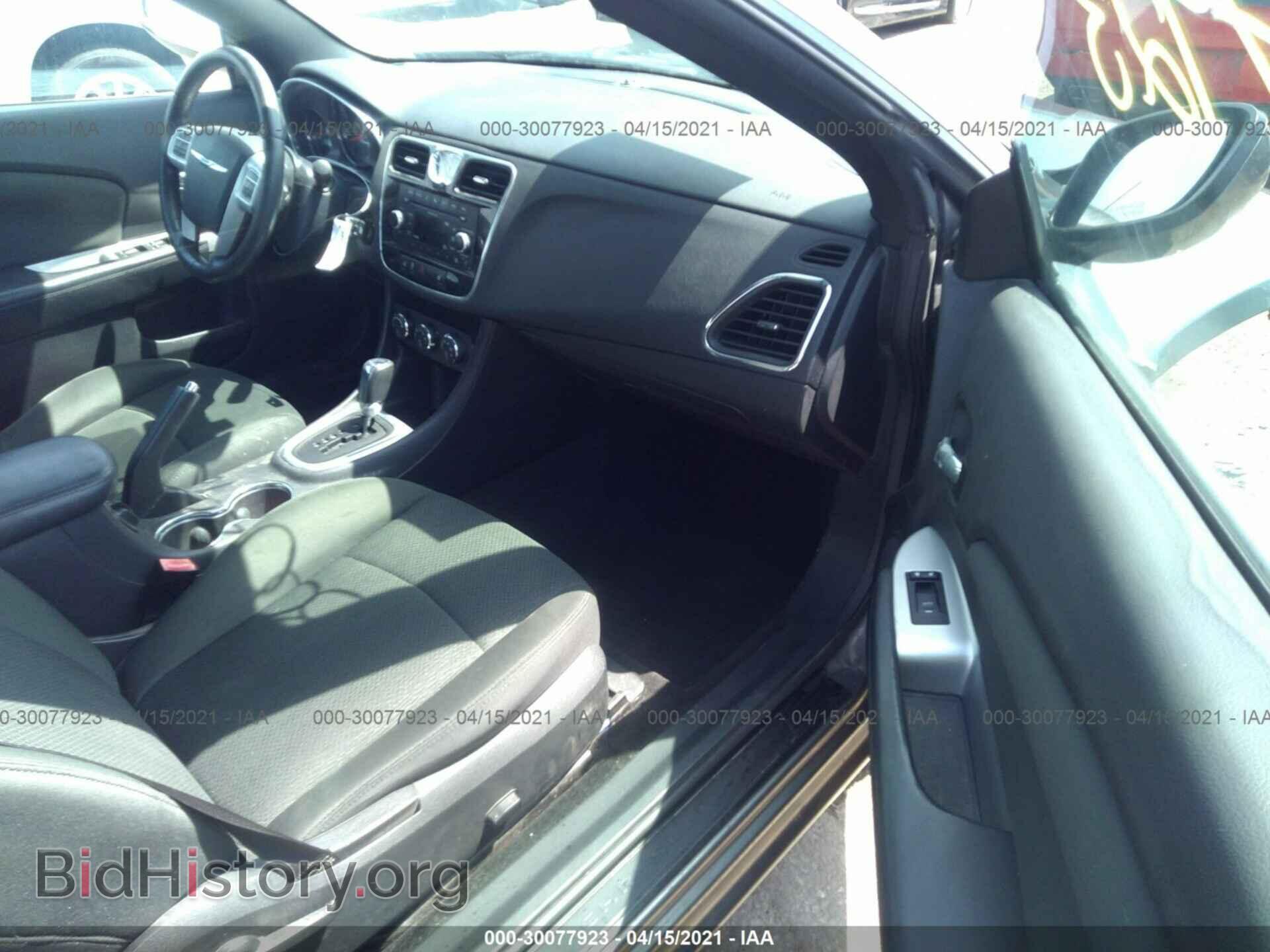 2011 CHRYSLER 200 - VIN: 1C3BC2EG3BN620398 - Фото 5