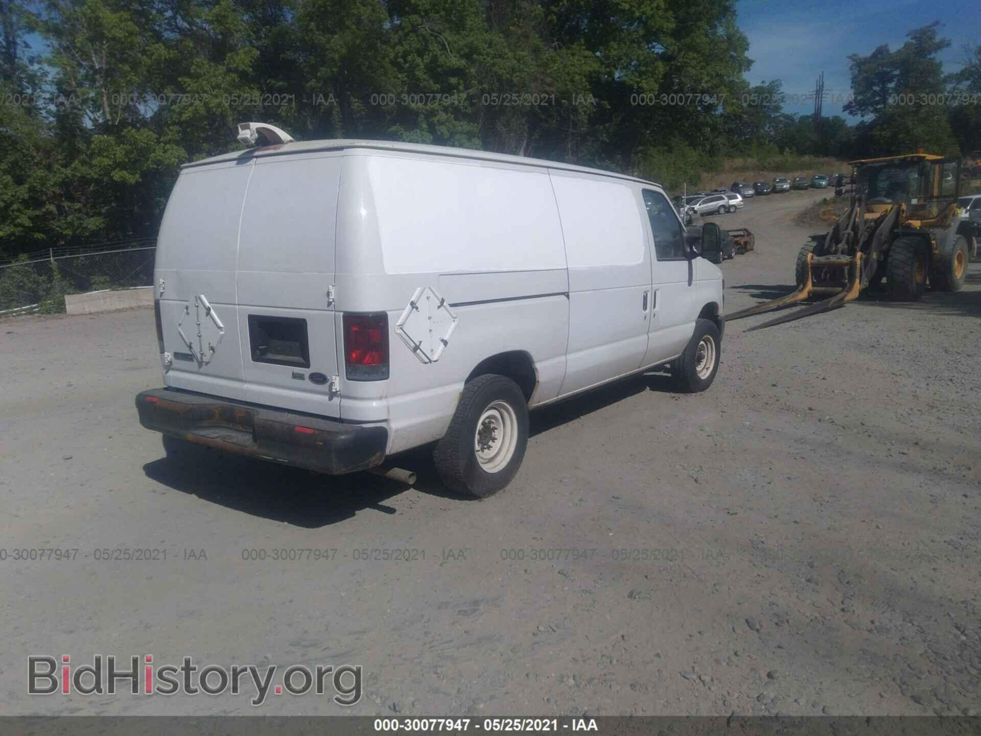 2010 FORD ECONOLINE CARGO VAN - VIN: 1FTNE1EW9ADA90740 - Фото 4