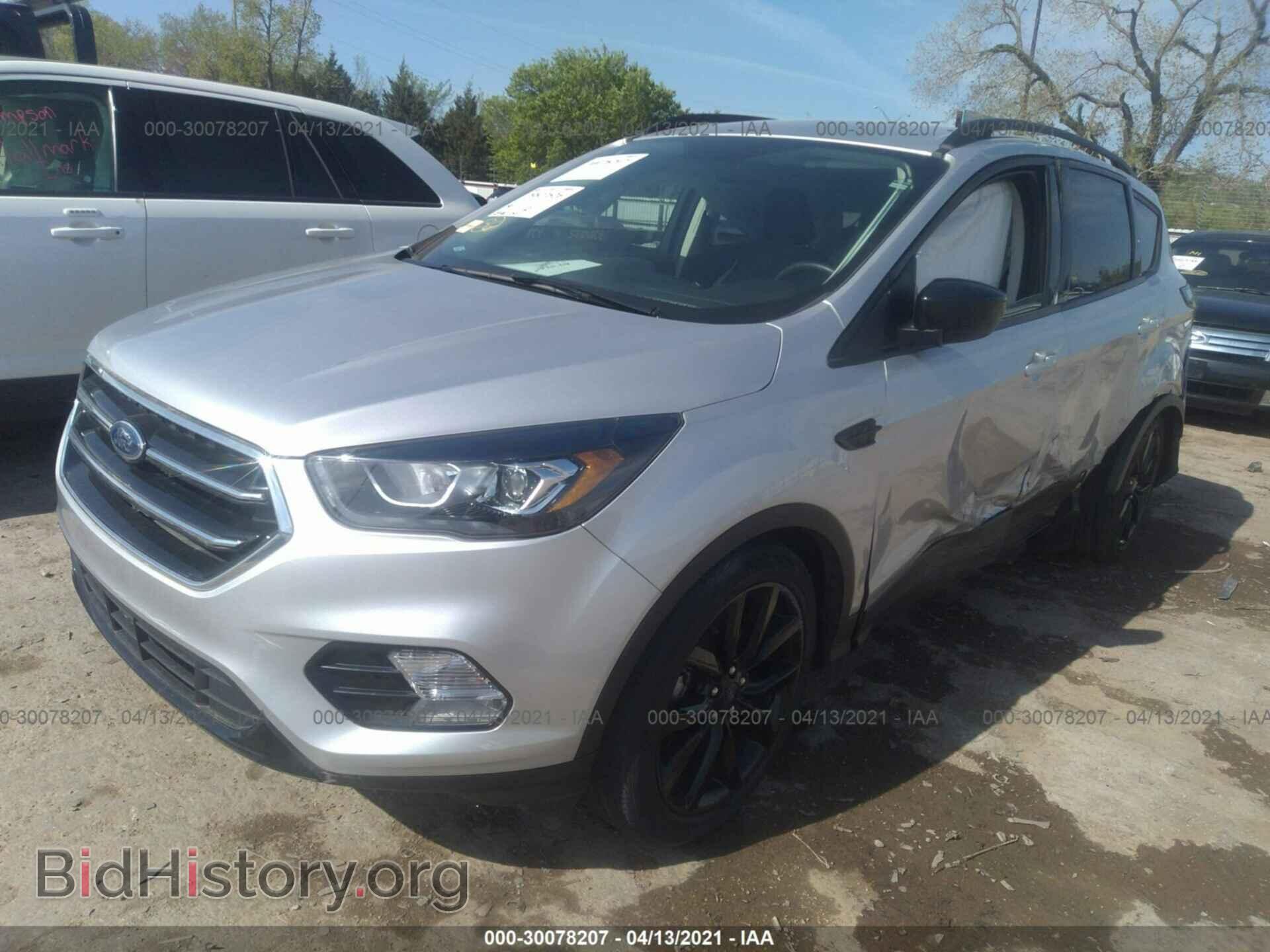 2018 FORD ESCAPE - VIN: 1FMCU0GD7JUC06142 - Фото 2