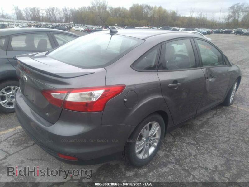 2012 Ford FOCUS (VIN 1FAHP3F25CL205220) — фото 4 из 11