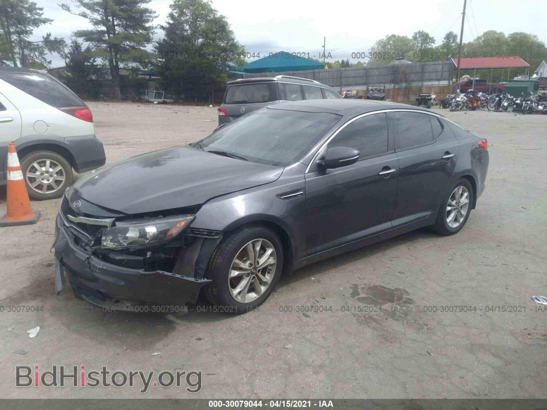 2011 KIA OPTIMA - VIN: KNAGN4A75B5109737 - Фото 2