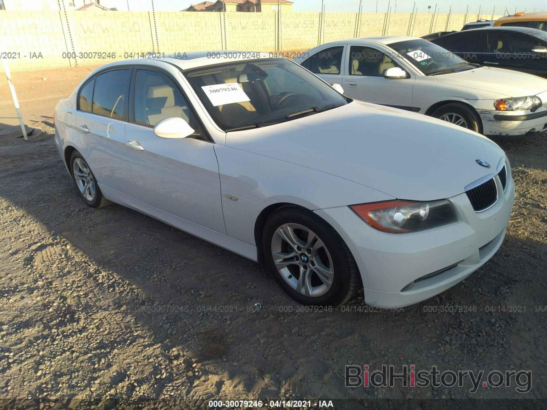 Photo WBAVC57568NK77467 - BMW 3 SERIES 2008