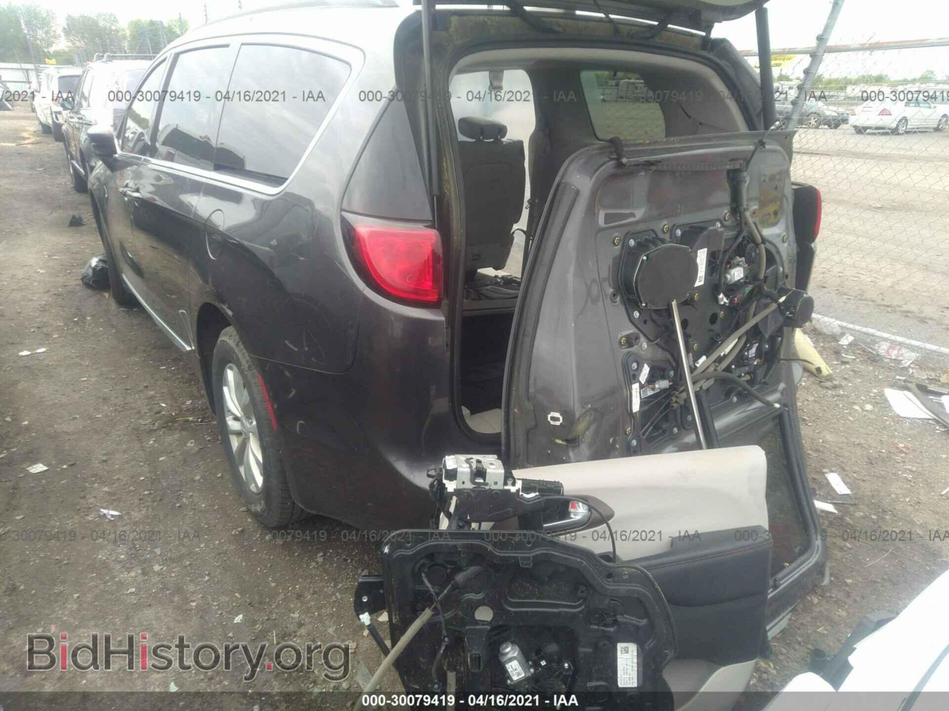 2017 CHRYSLER PACIFICA - VIN: 2C4RC1BG1HR654845 - Фото 3