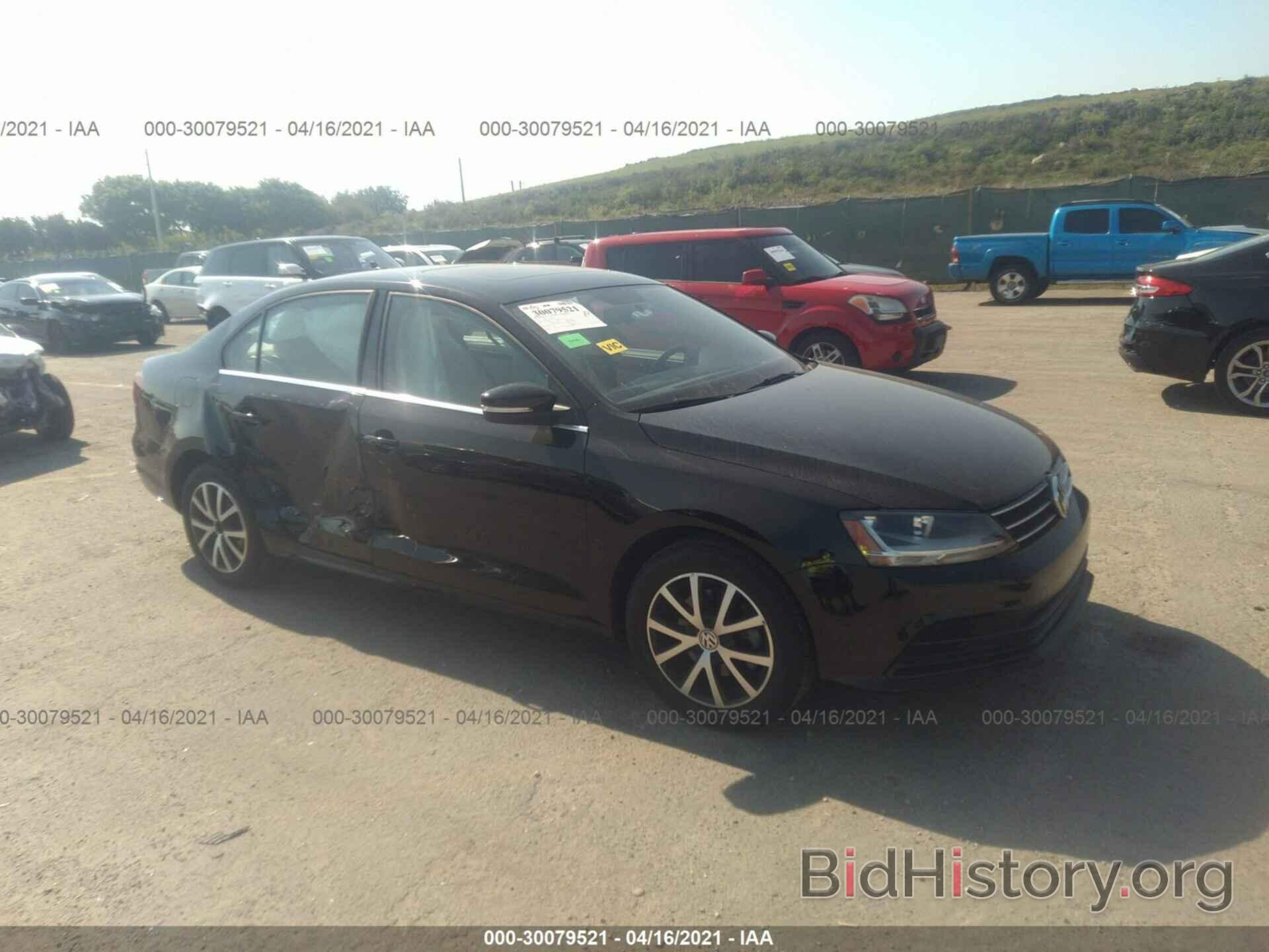 Photo 3VWDB7AJ2HM392061 - VOLKSWAGEN JETTA 2017