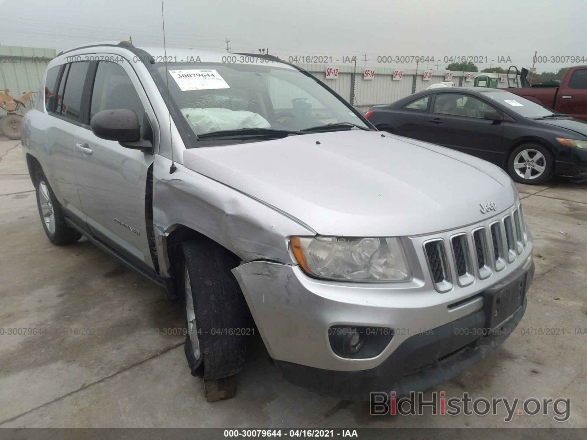 Фотография 1C4NJCBA2CD633977 - JEEP COMPASS 2012