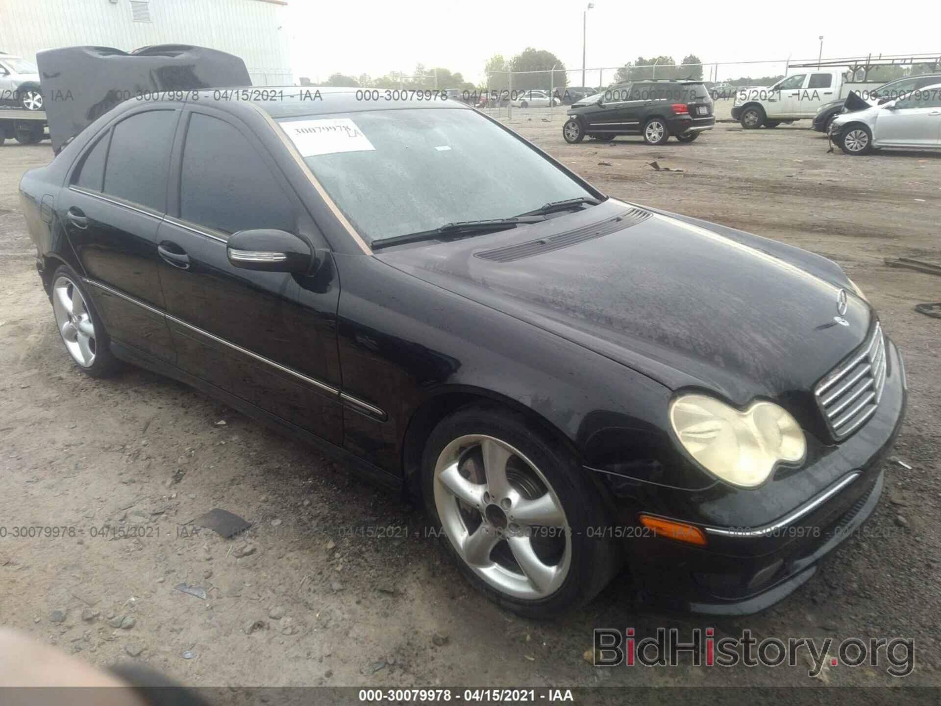 Photo WDBRF52H86A886723 - MERCEDES-BENZ C-CLASS 2006