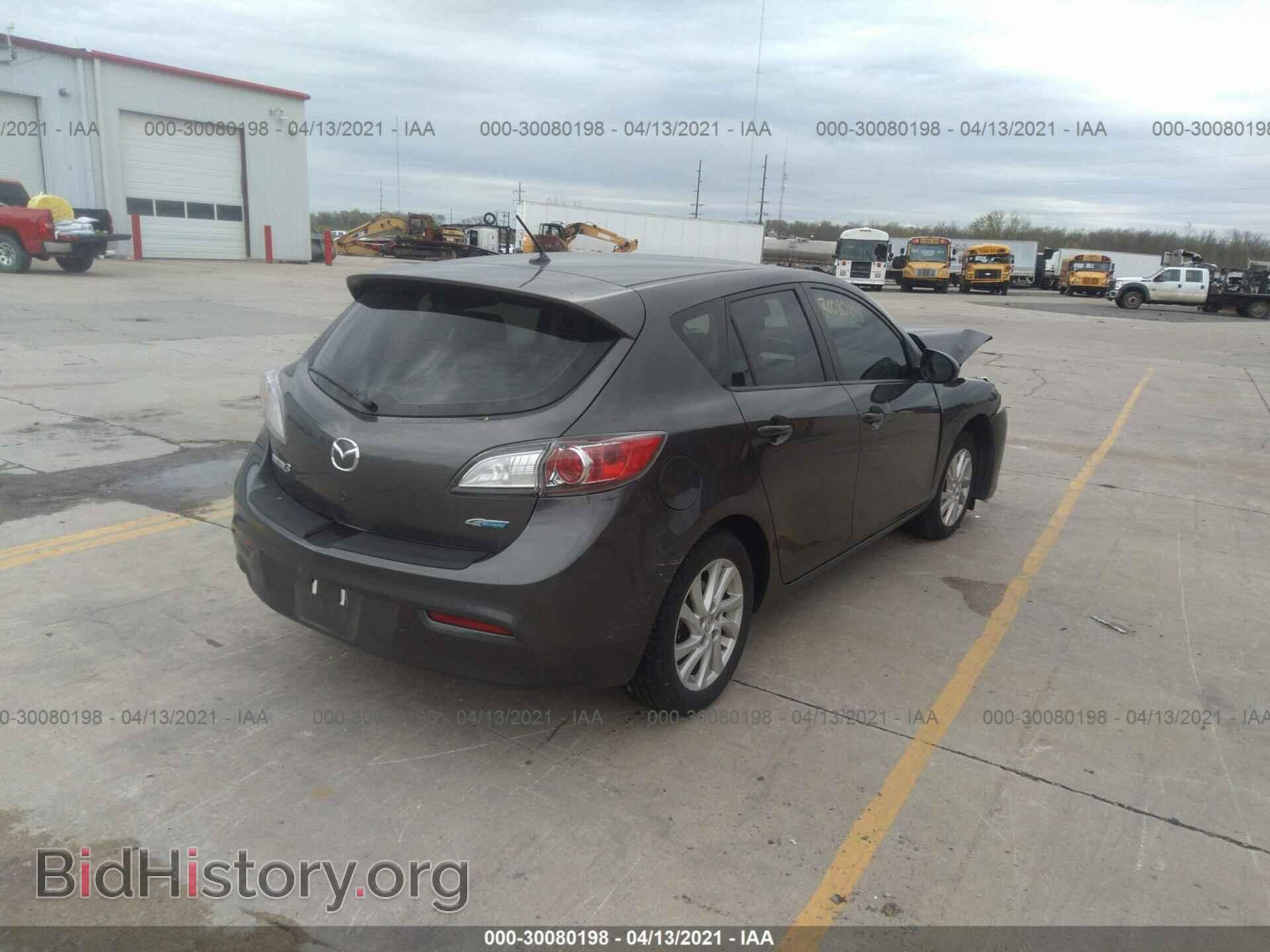 2012 MAZDA MAZDA3 - VIN: JM1BL1M84C1592927 - Фото 4