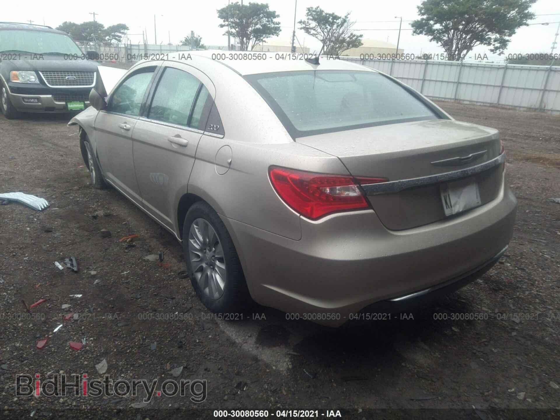 2014 CHRYSLER 200 - VIN: 1C3CCBAG4EN152440 - Фото 3