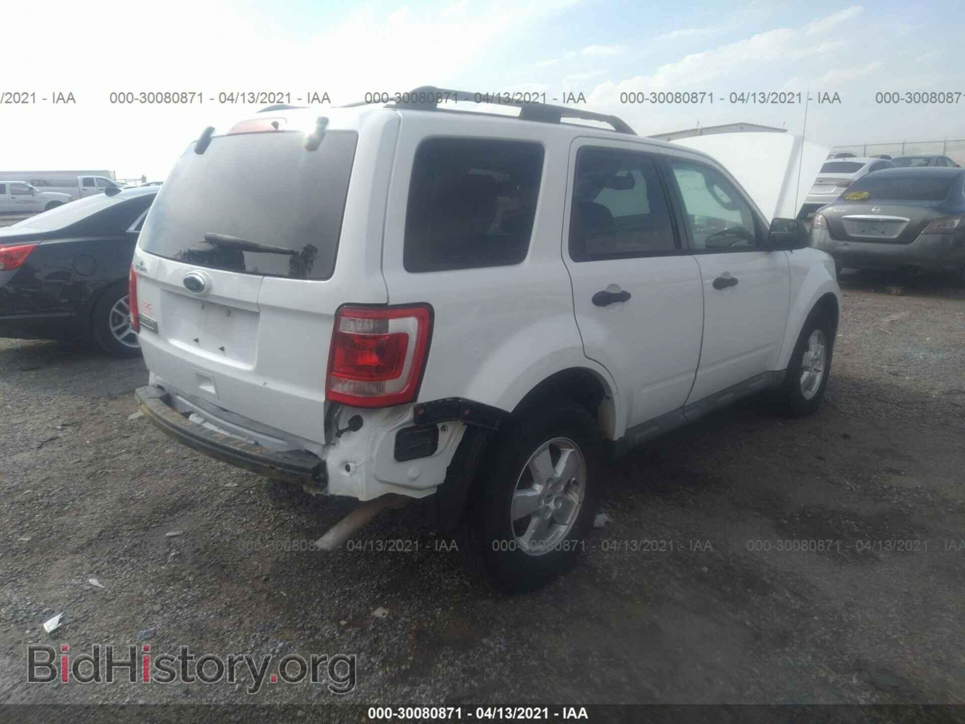2011 FORD ESCAPE - VIN: 1FMCU0D76BKC13014 - Фото 4