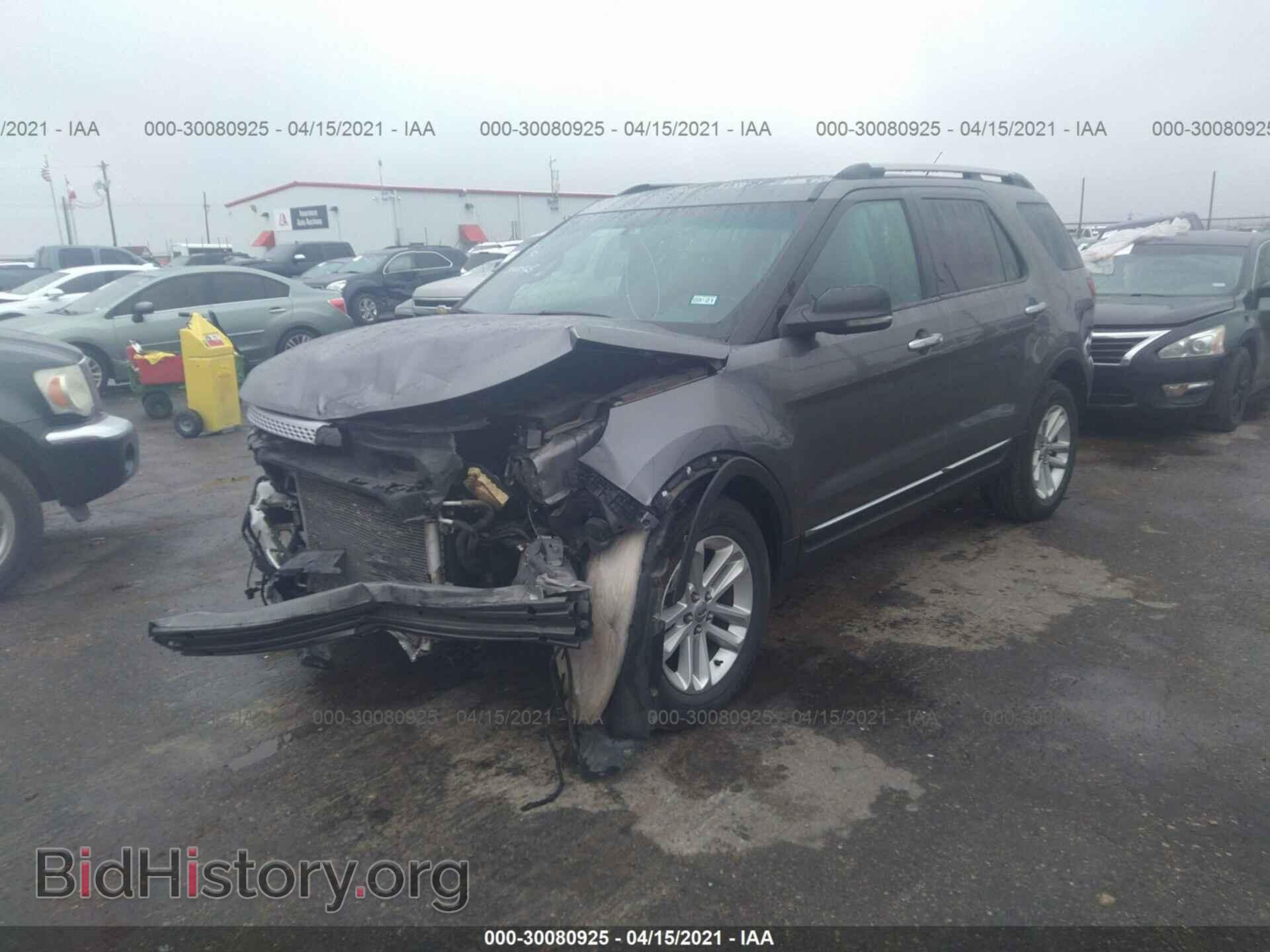 2011 FORD EXPLORER - VIN: 1FMHK8D89BGA61932 - Photo 2