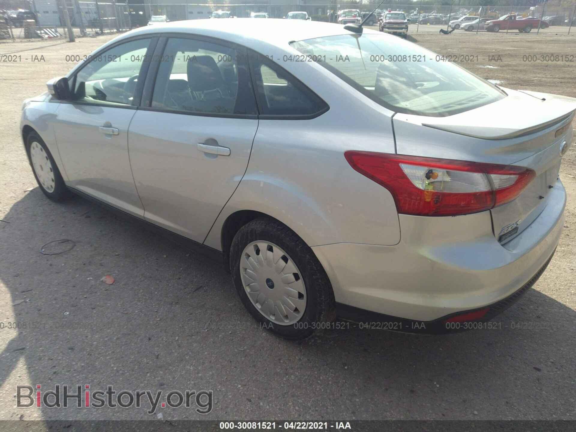 2012 FORD FOCUS - VIN: 1FAHP3F23CL241990 - Photo 3