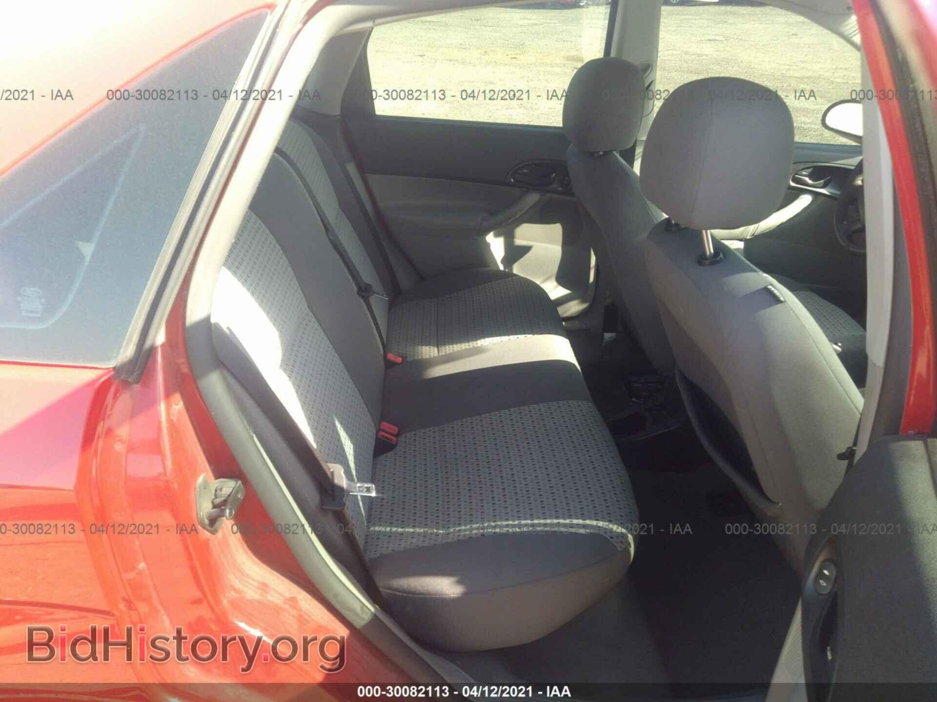 2007 FORD FOCUS - VIN: 1FAHP34N07W155411 - Фото 8