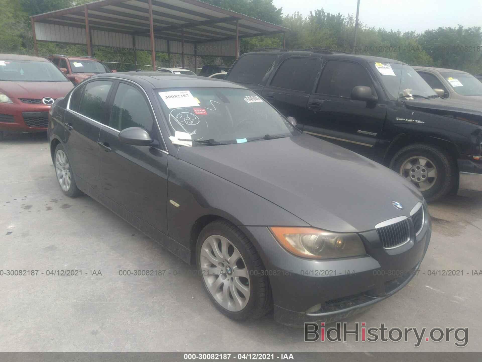 Photo WBAVB77558NM06359 - BMW 3 SERIES 2008