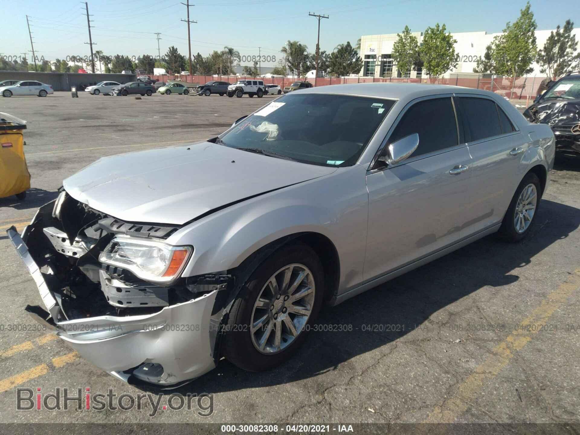 2012 CHRYSLER 300 - VIN: 2C3CCACG3CH310053 - Photo 2