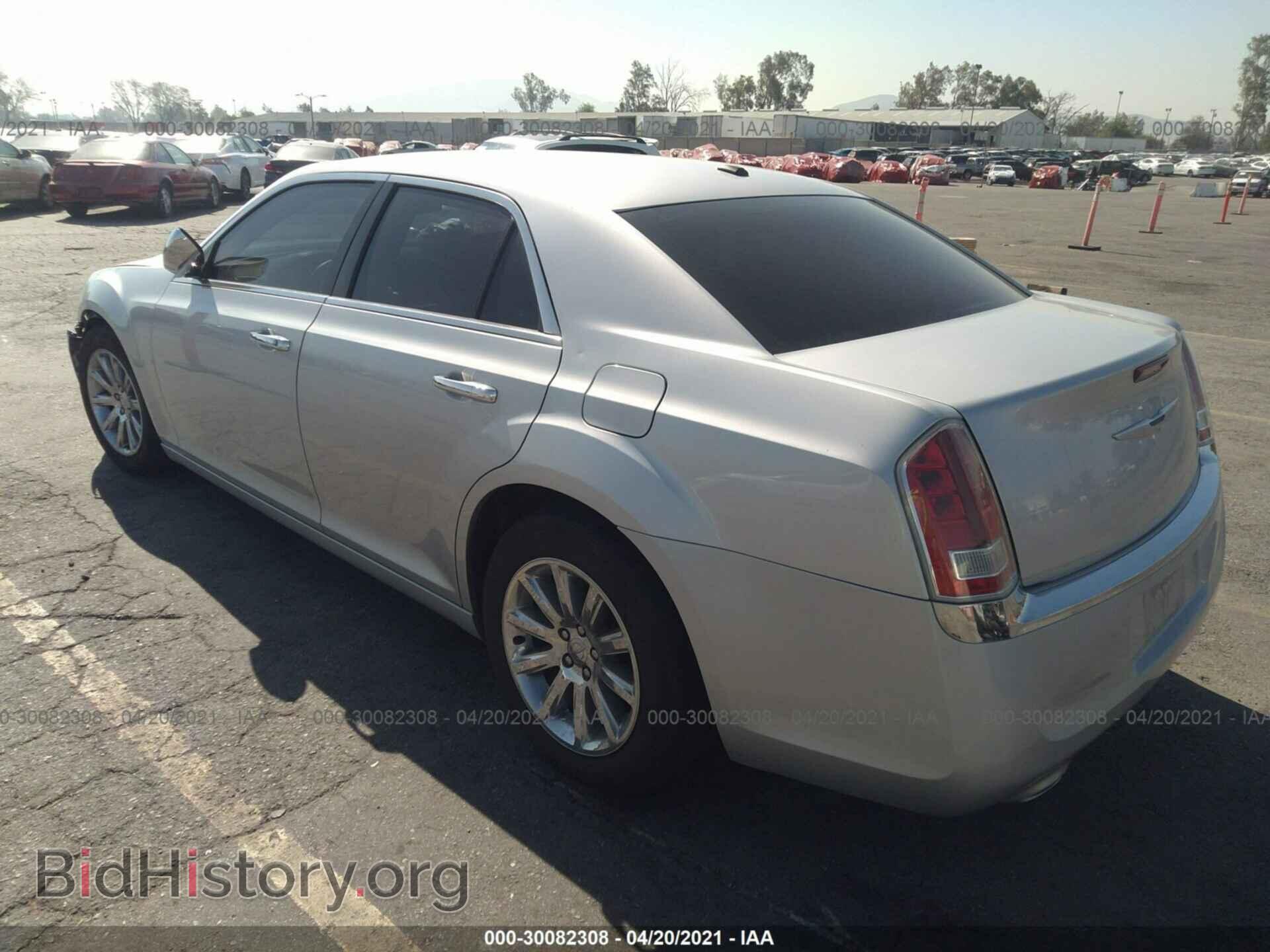 2012 CHRYSLER 300 - VIN: 2C3CCACG3CH310053 - Photo 3