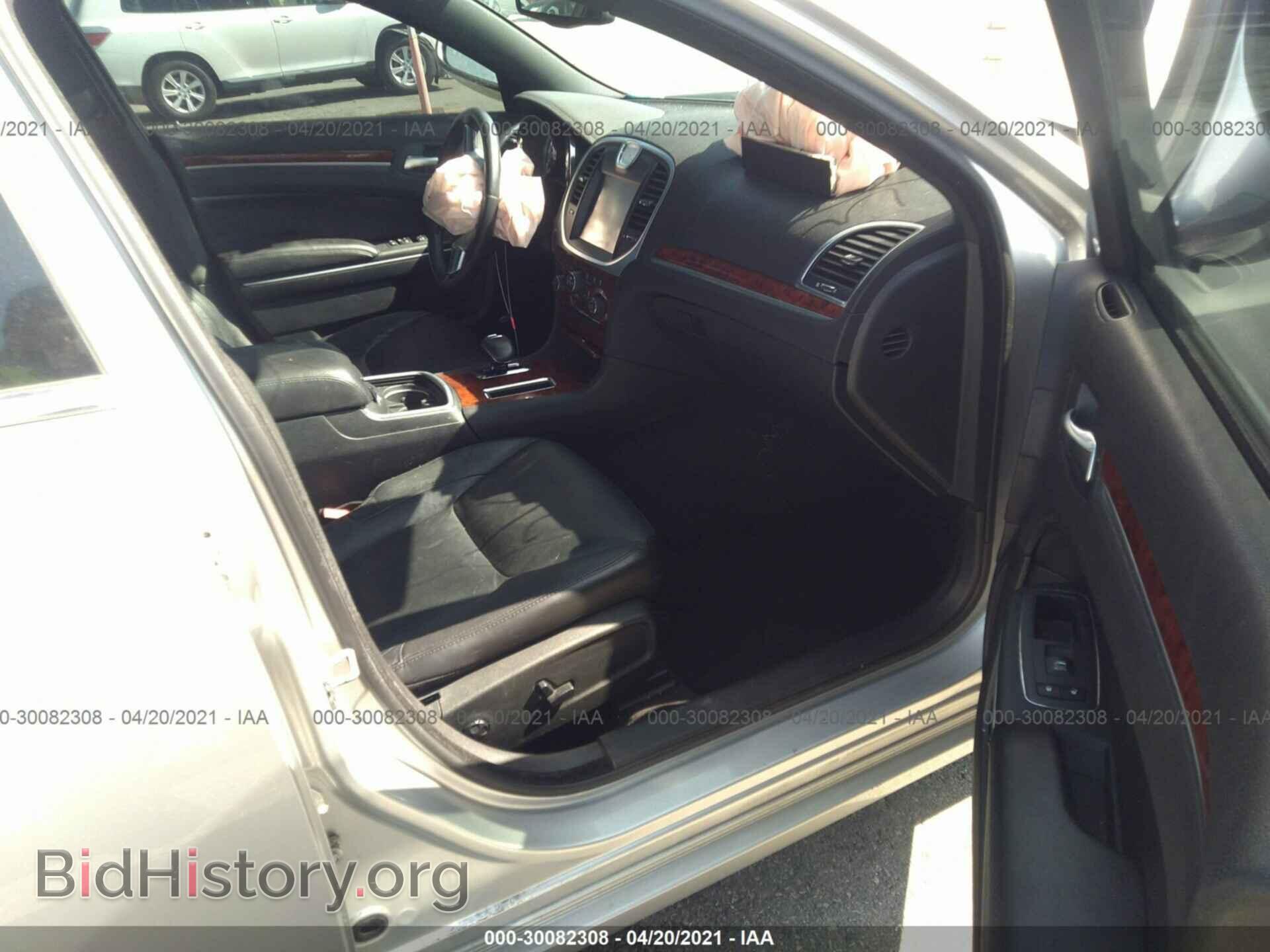 2012 CHRYSLER 300 - VIN: 2C3CCACG3CH310053 - Photo 5