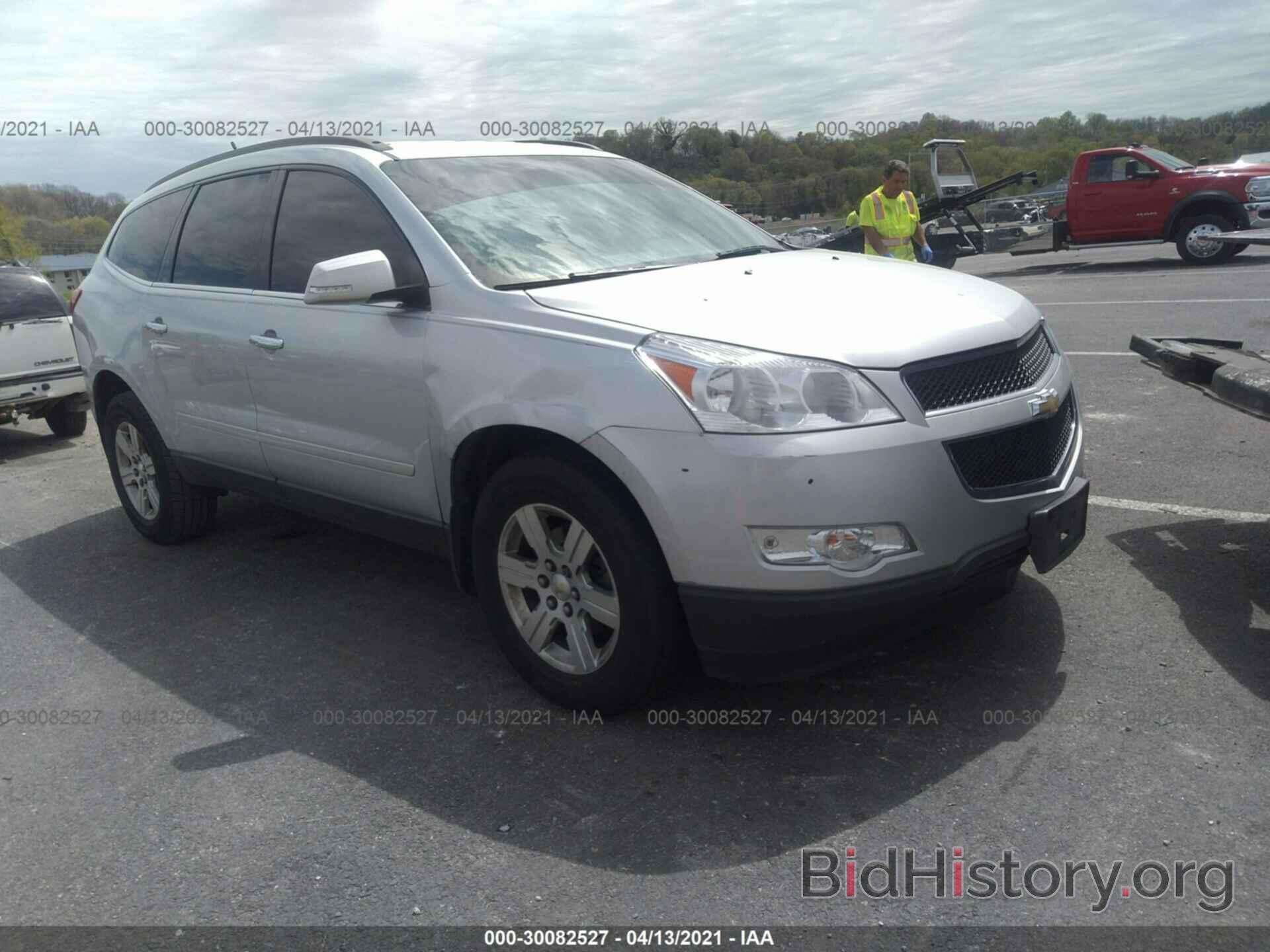 Photo 1GNKRGED4CJ141470 - CHEVROLET TRAVERSE 2012